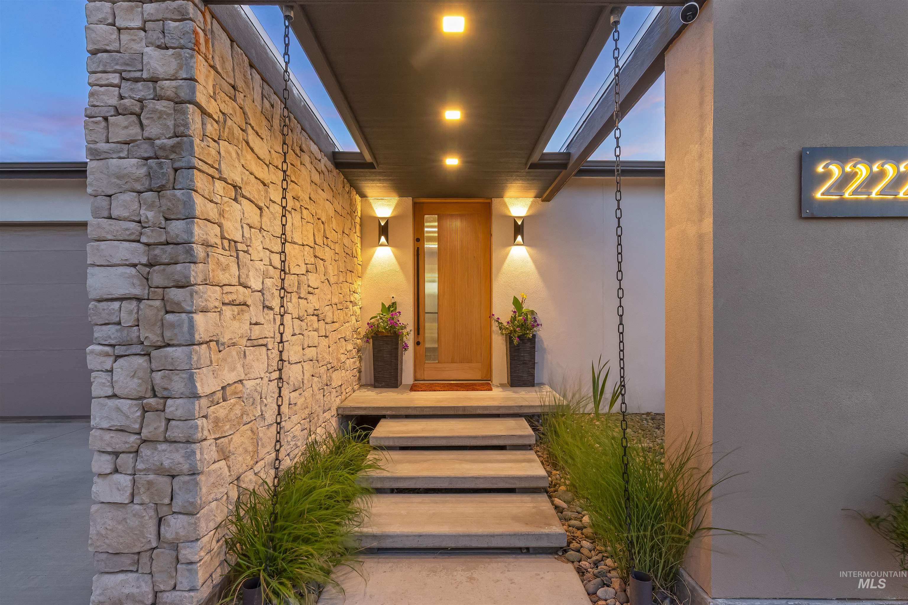 2222 Deer Pointe Drive