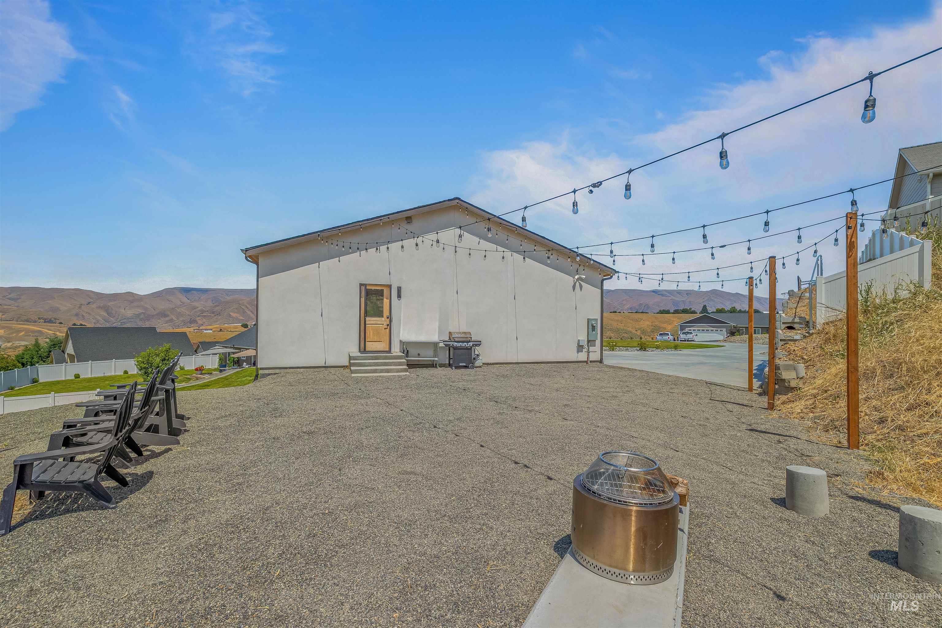 2222 Deer Pointe Drive