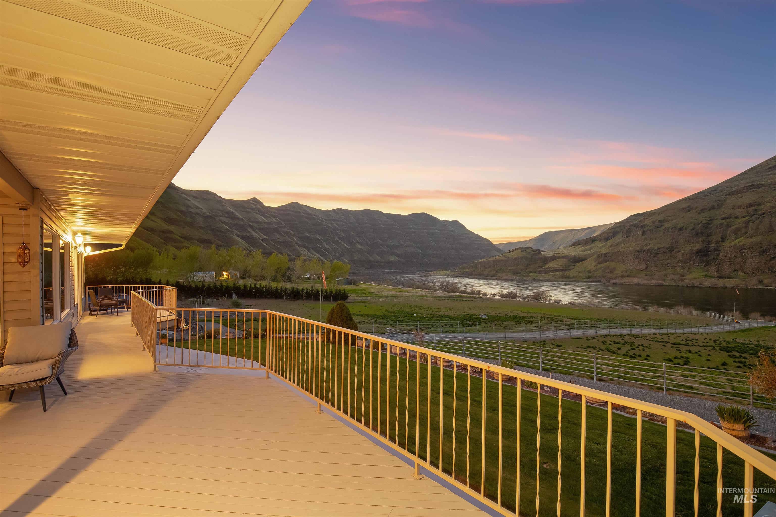 11056 Snake River Road
