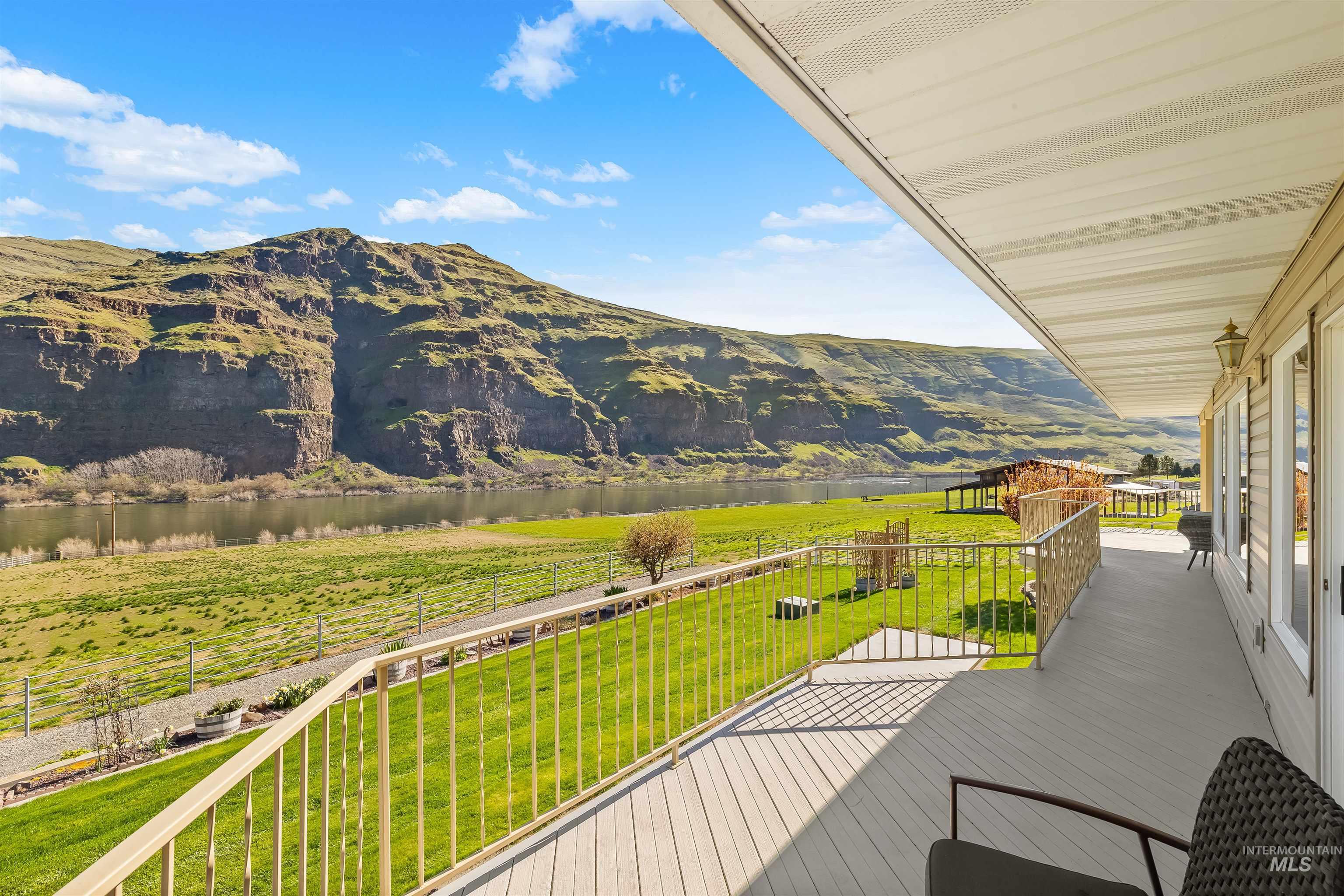 11056 Snake River Road