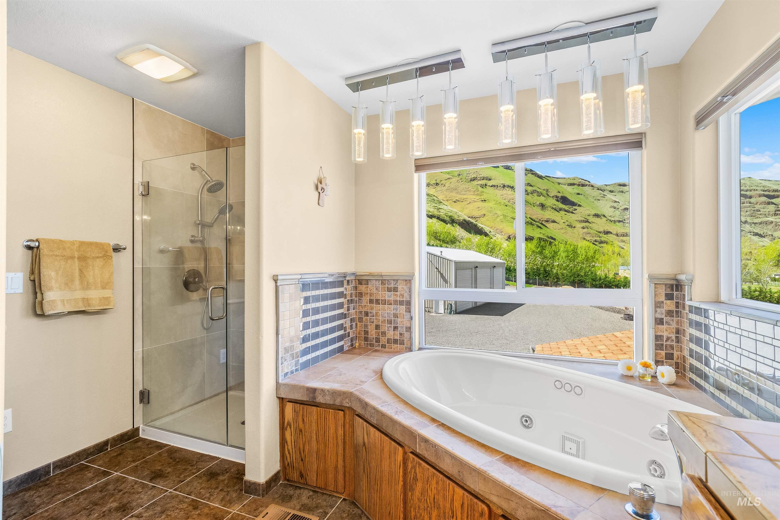 11056 Snake River Road