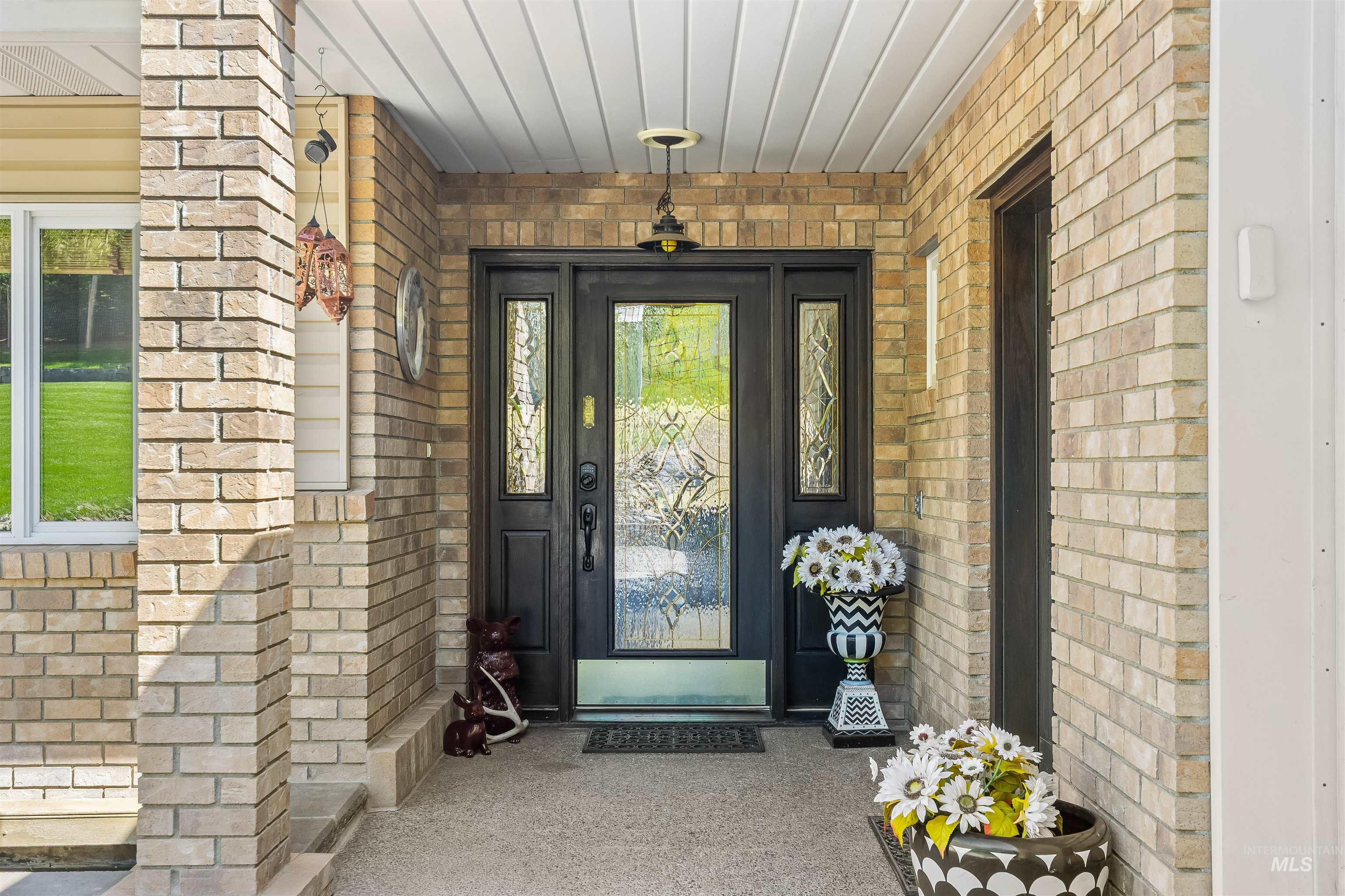 11056 Snake River Road