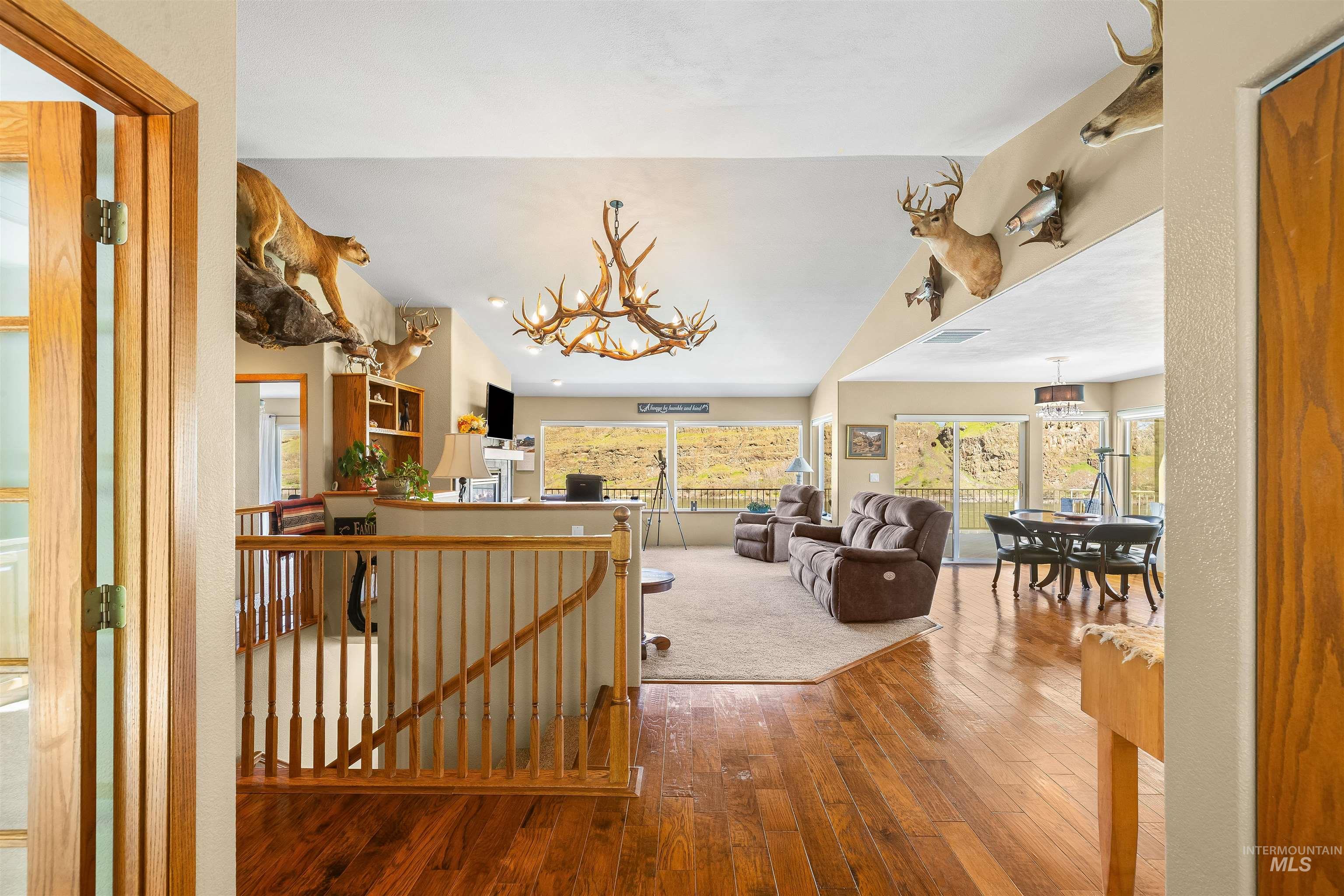 11056 Snake River Road