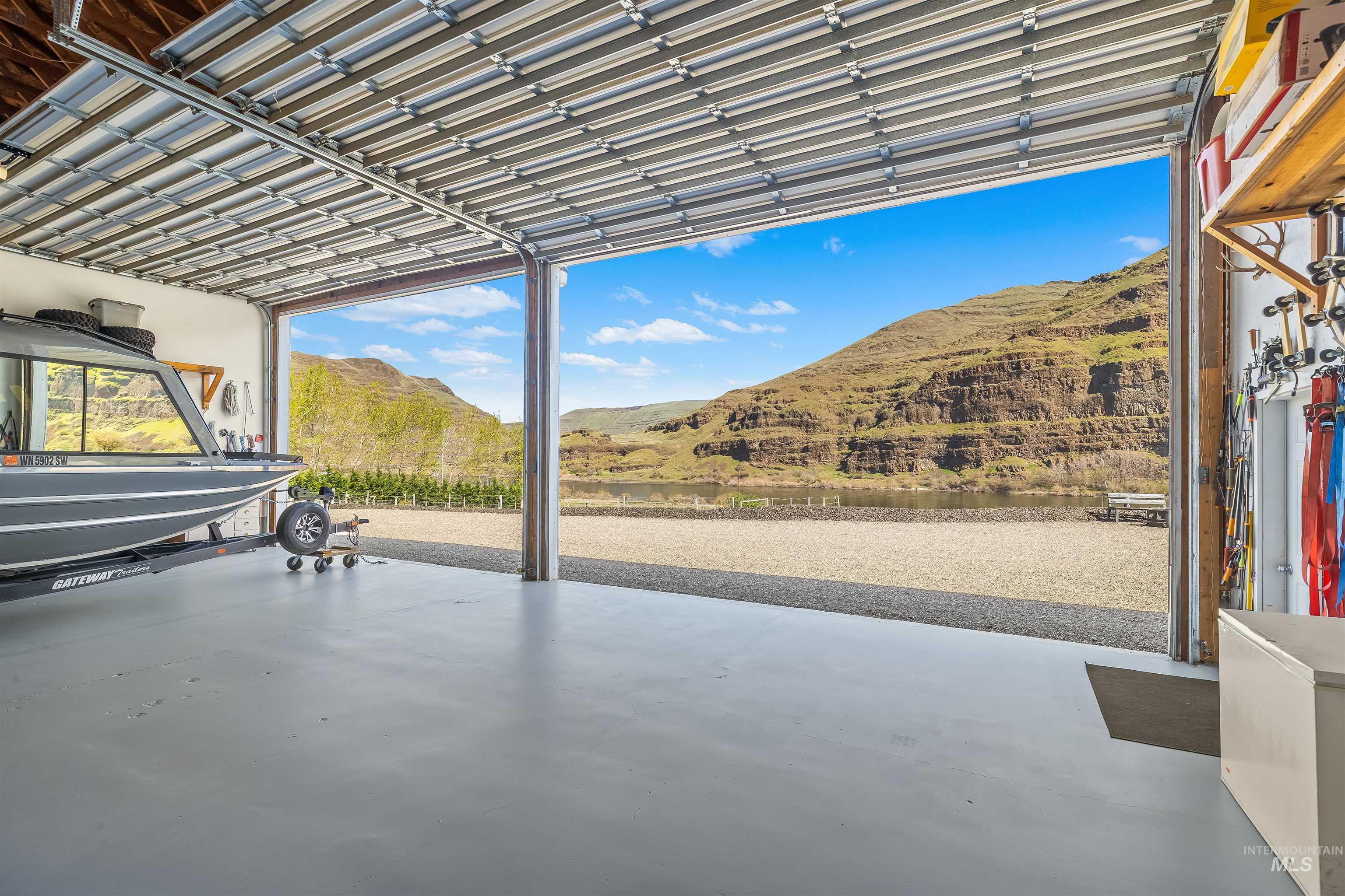 11056 Snake River Road