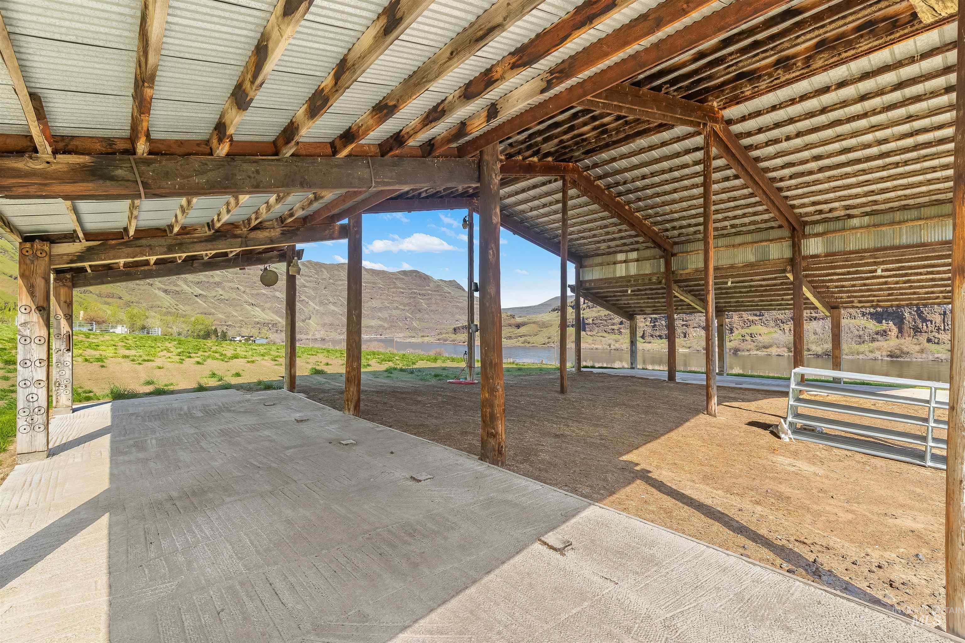 11056 Snake River Road