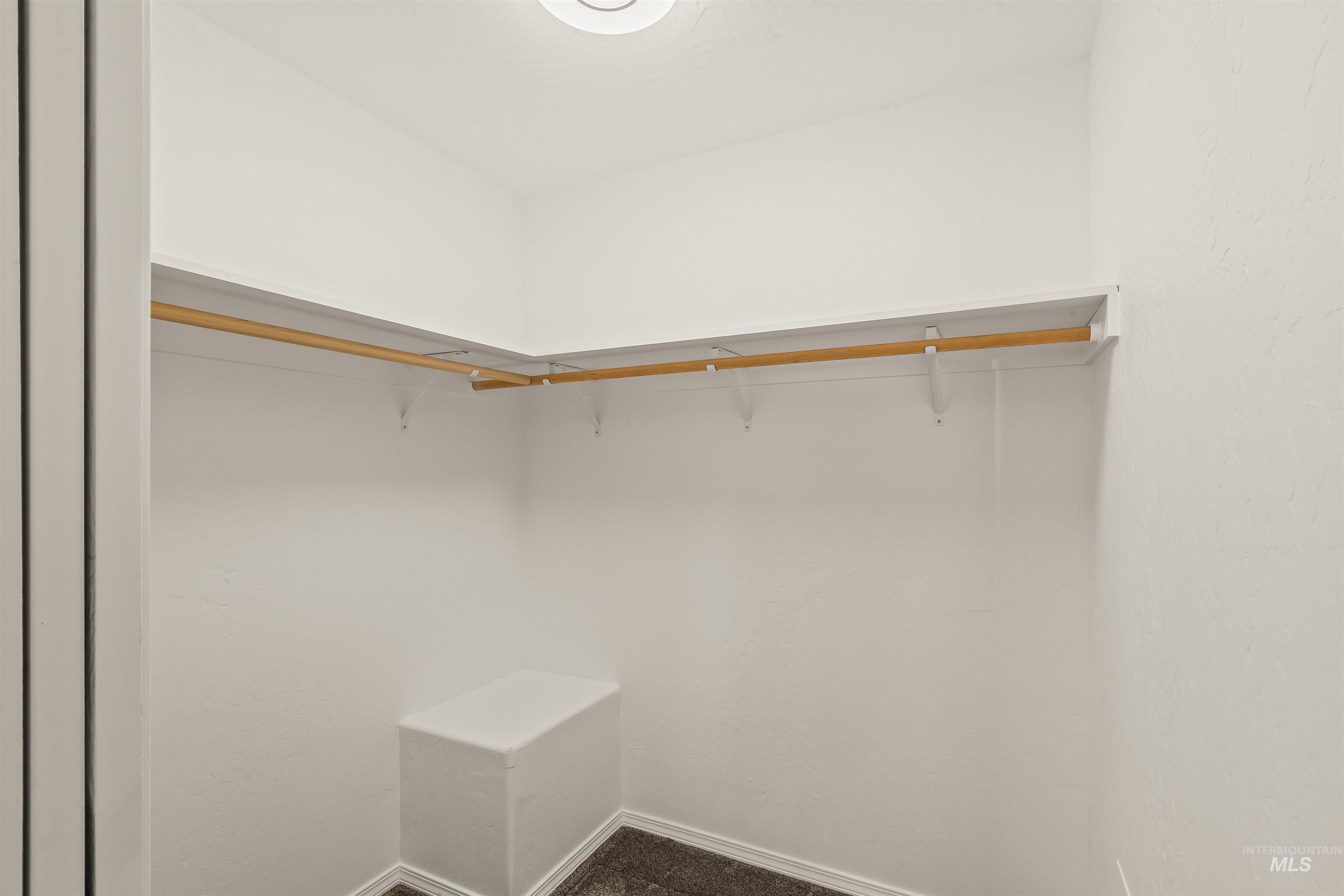 332 Park Dr