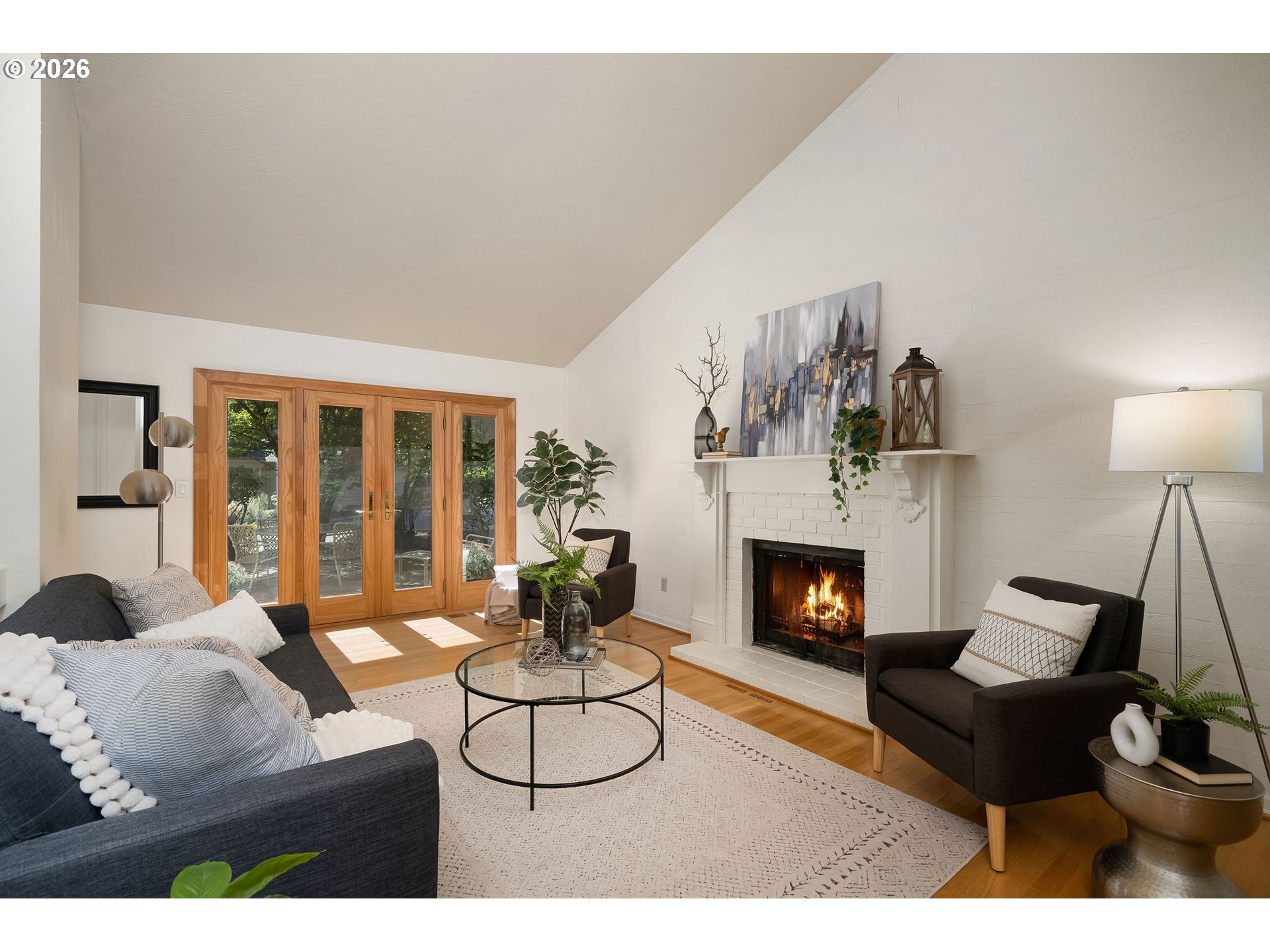 12 MOUNTAIN CIR