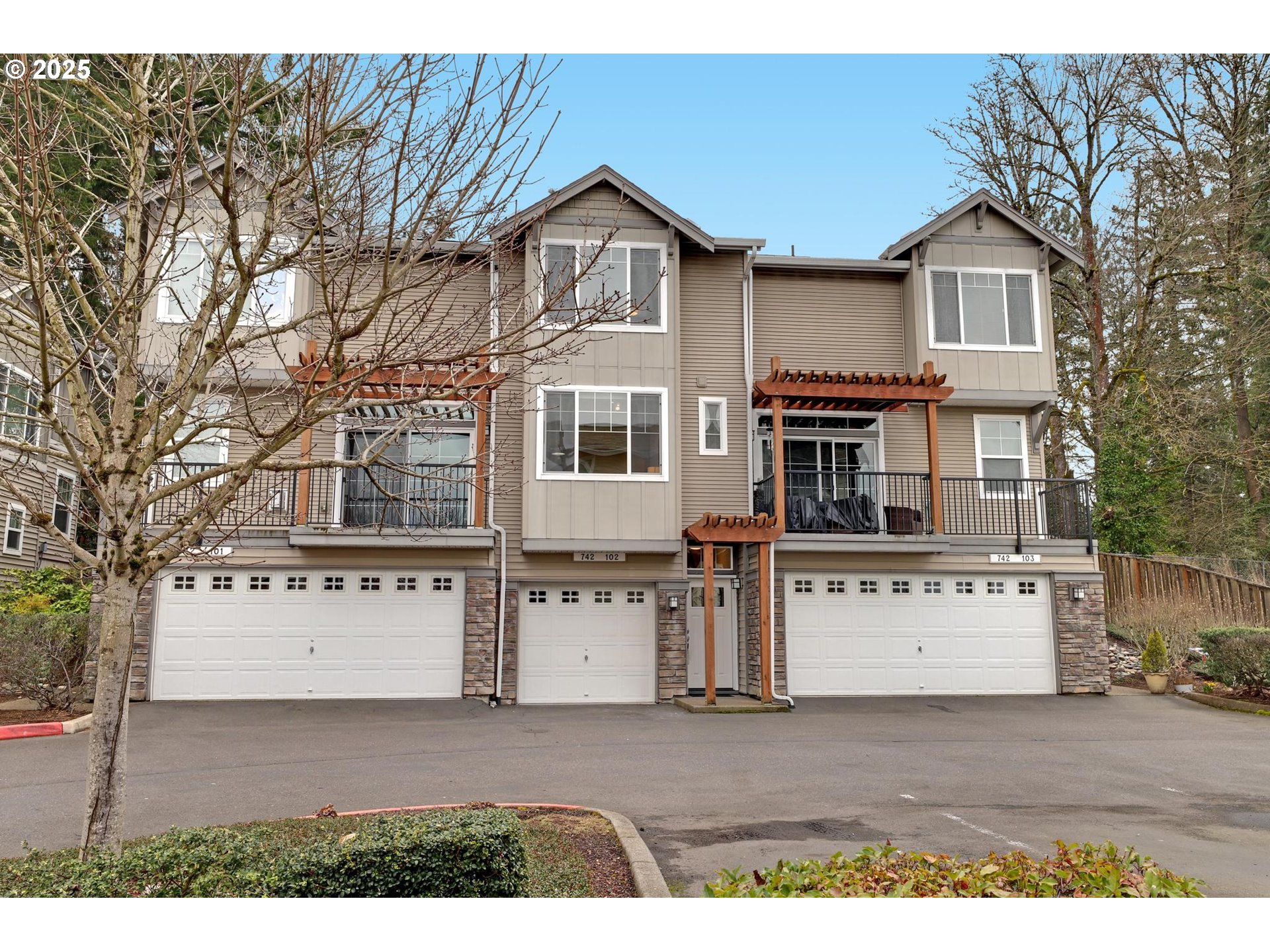 742 NW 118TH AVE 102