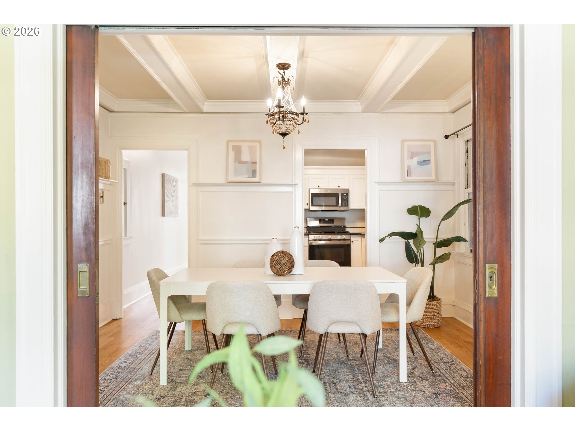 118 NW KING AVE 21