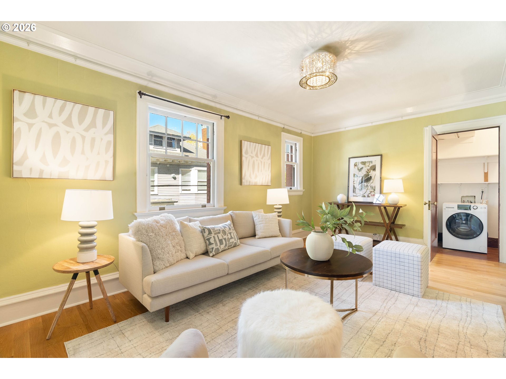 118 NW KING AVE 21