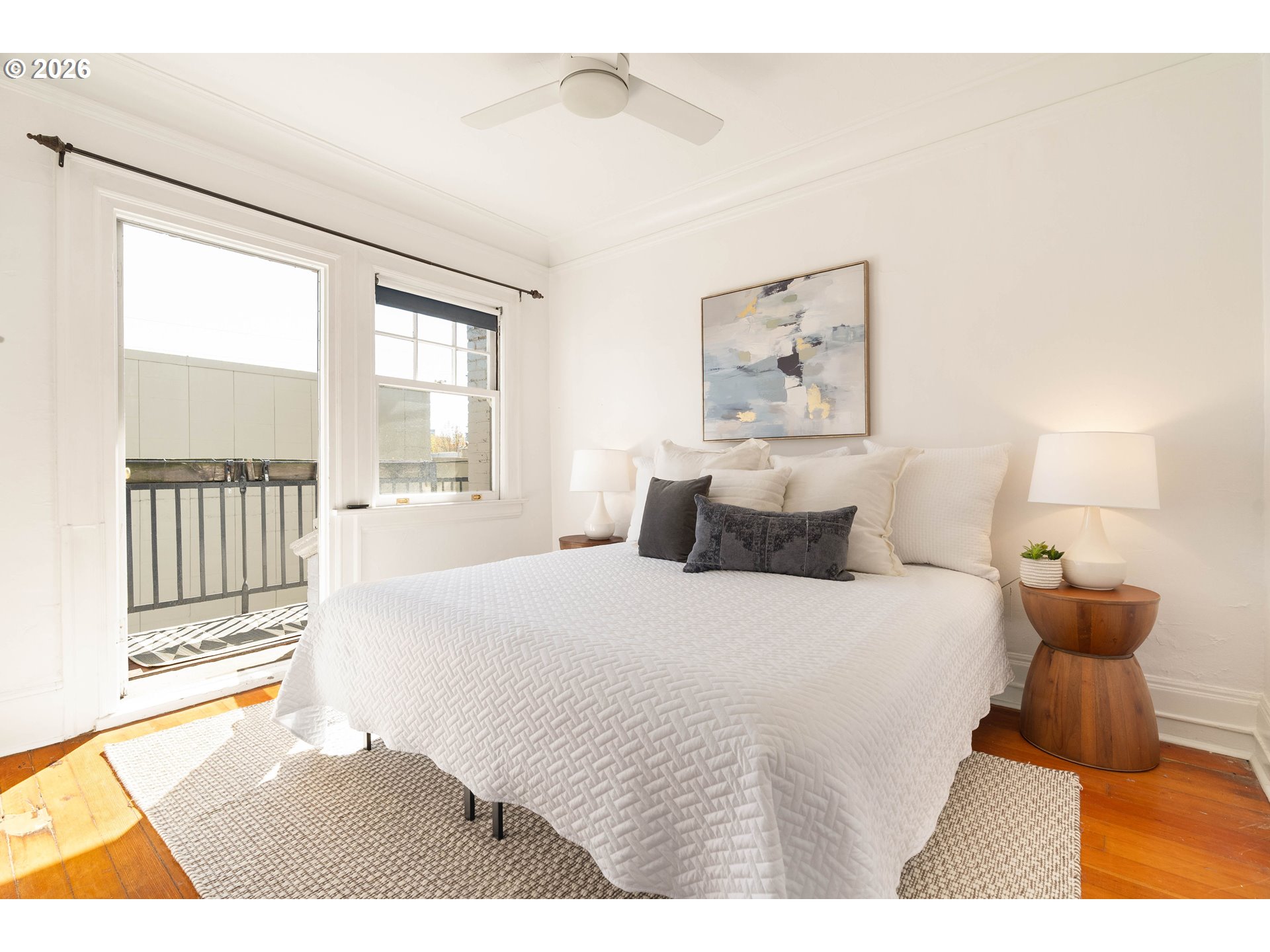 118 NW KING AVE 21