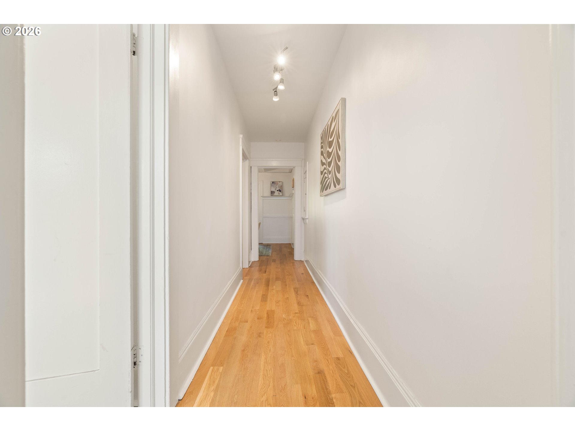 118 NW KING AVE 21