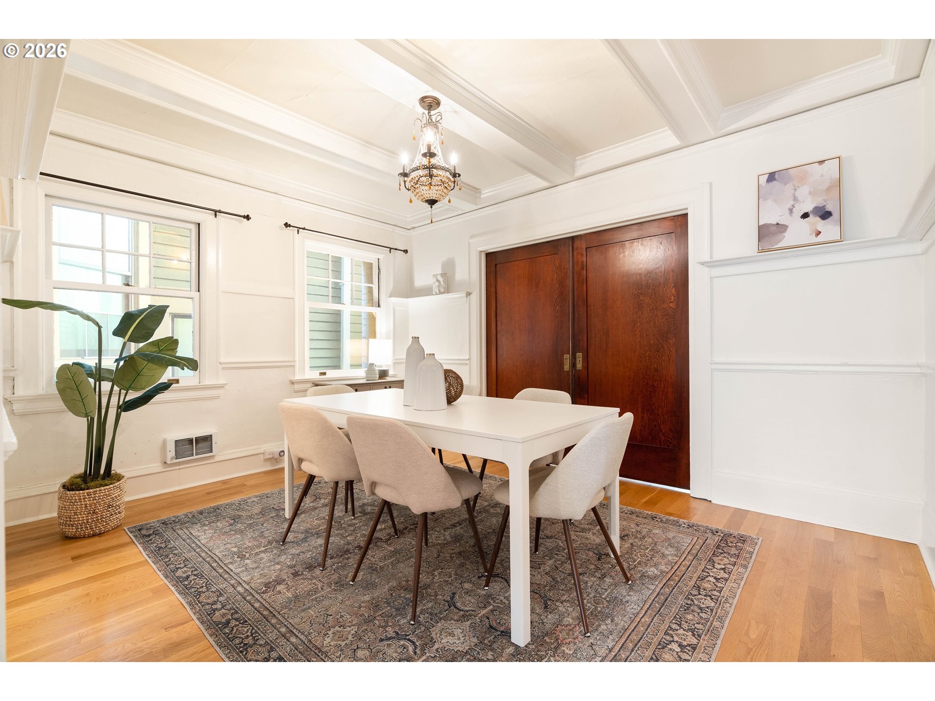 118 NW KING AVE 21