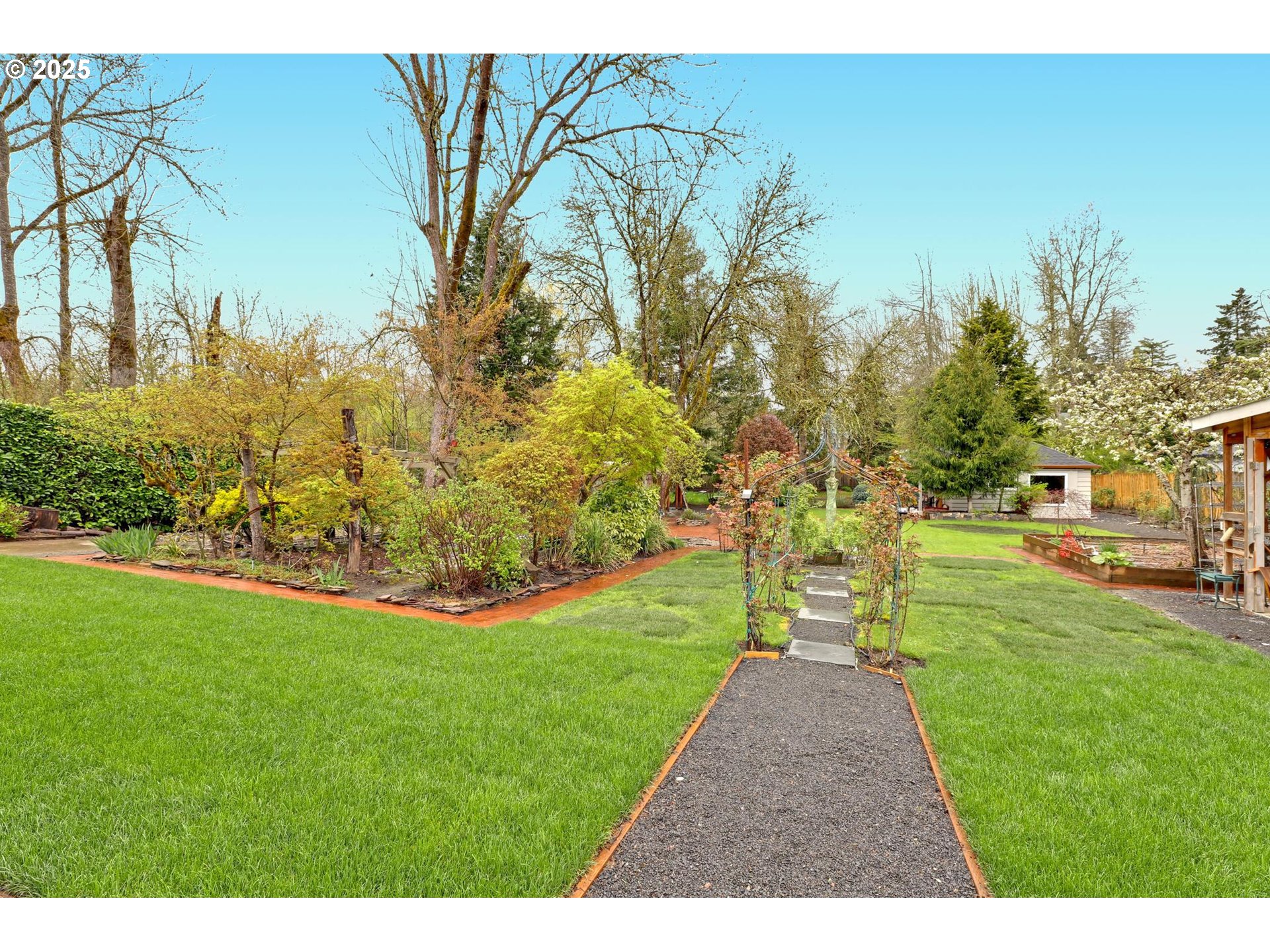 8535 SW BIRCHWOOD RD