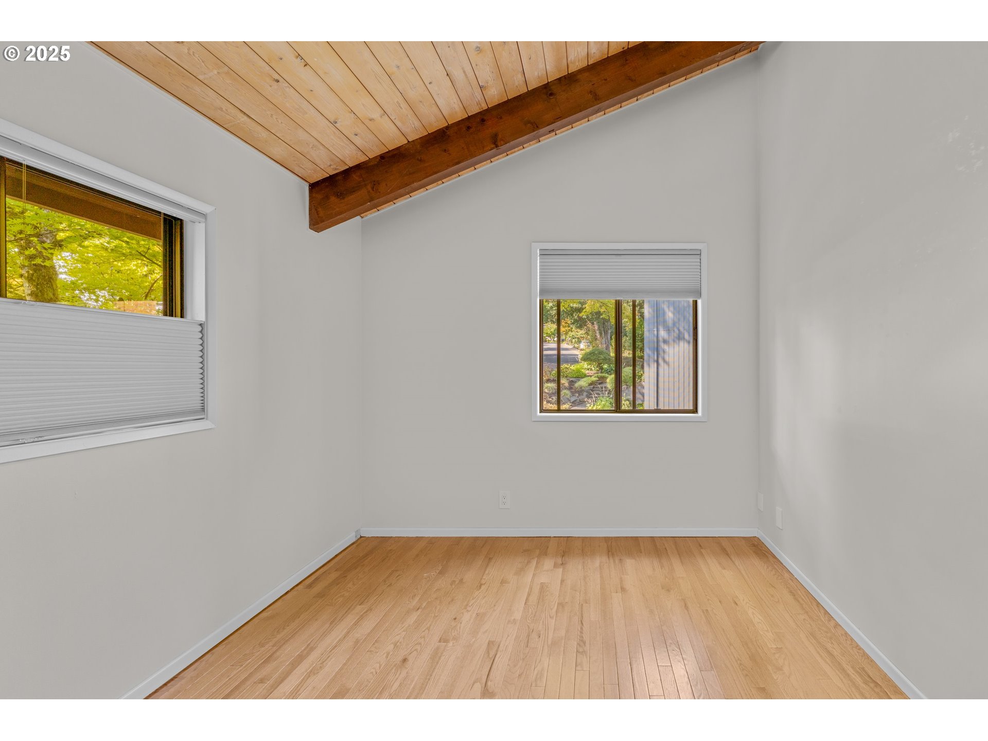 47 TANGLEWOOD DR, Lake Oswego