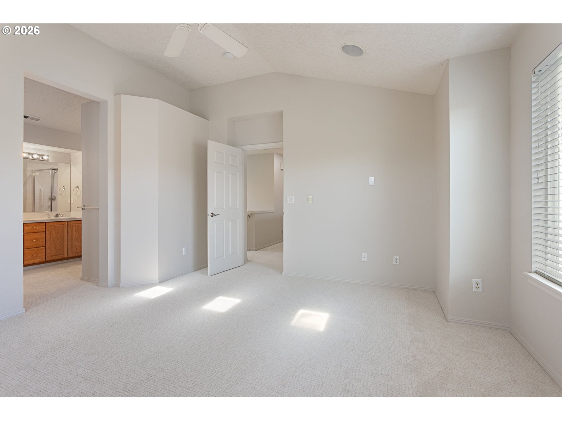 1627 NE 65TH AVE