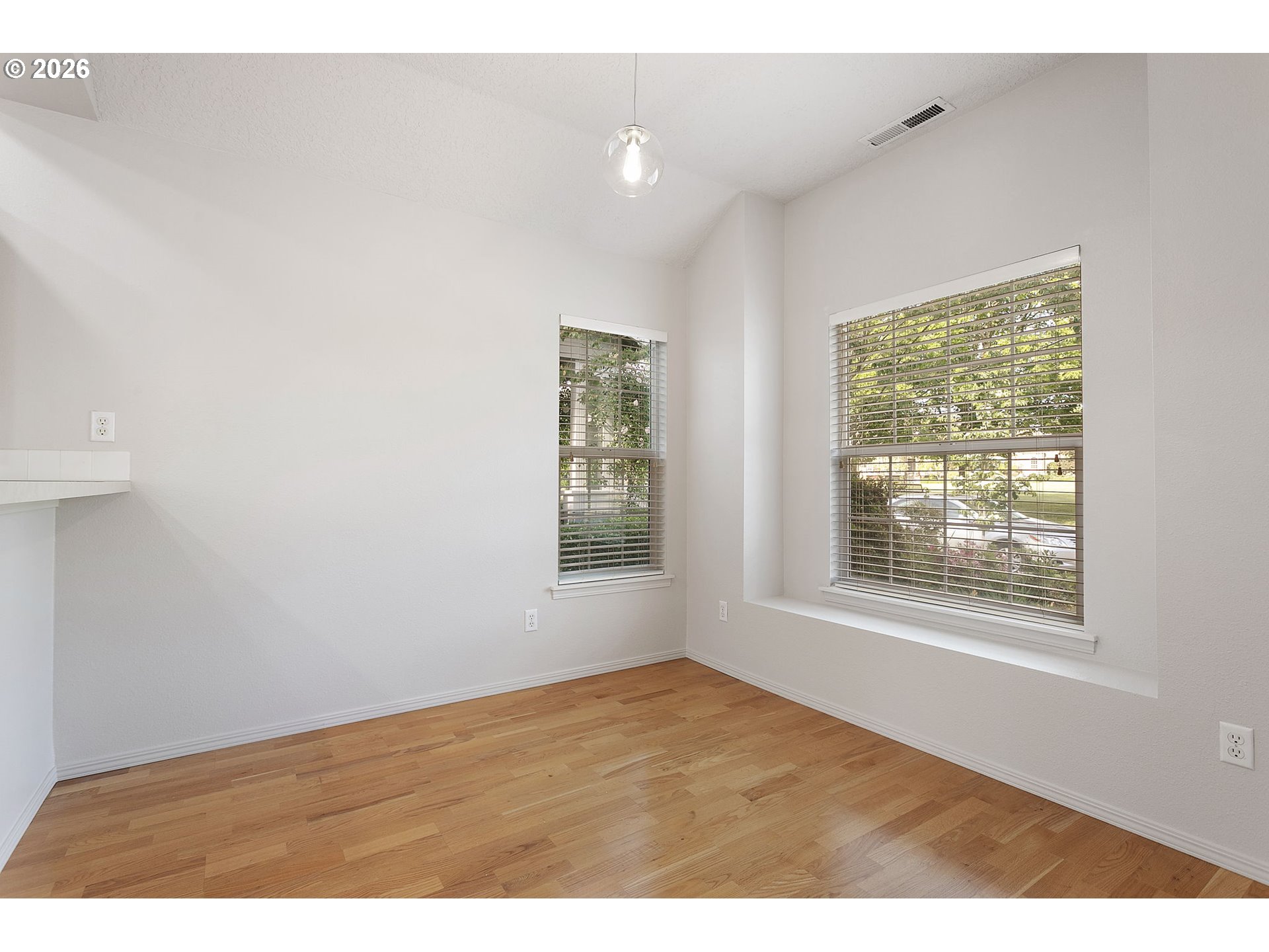 1627 NE 65TH AVE
