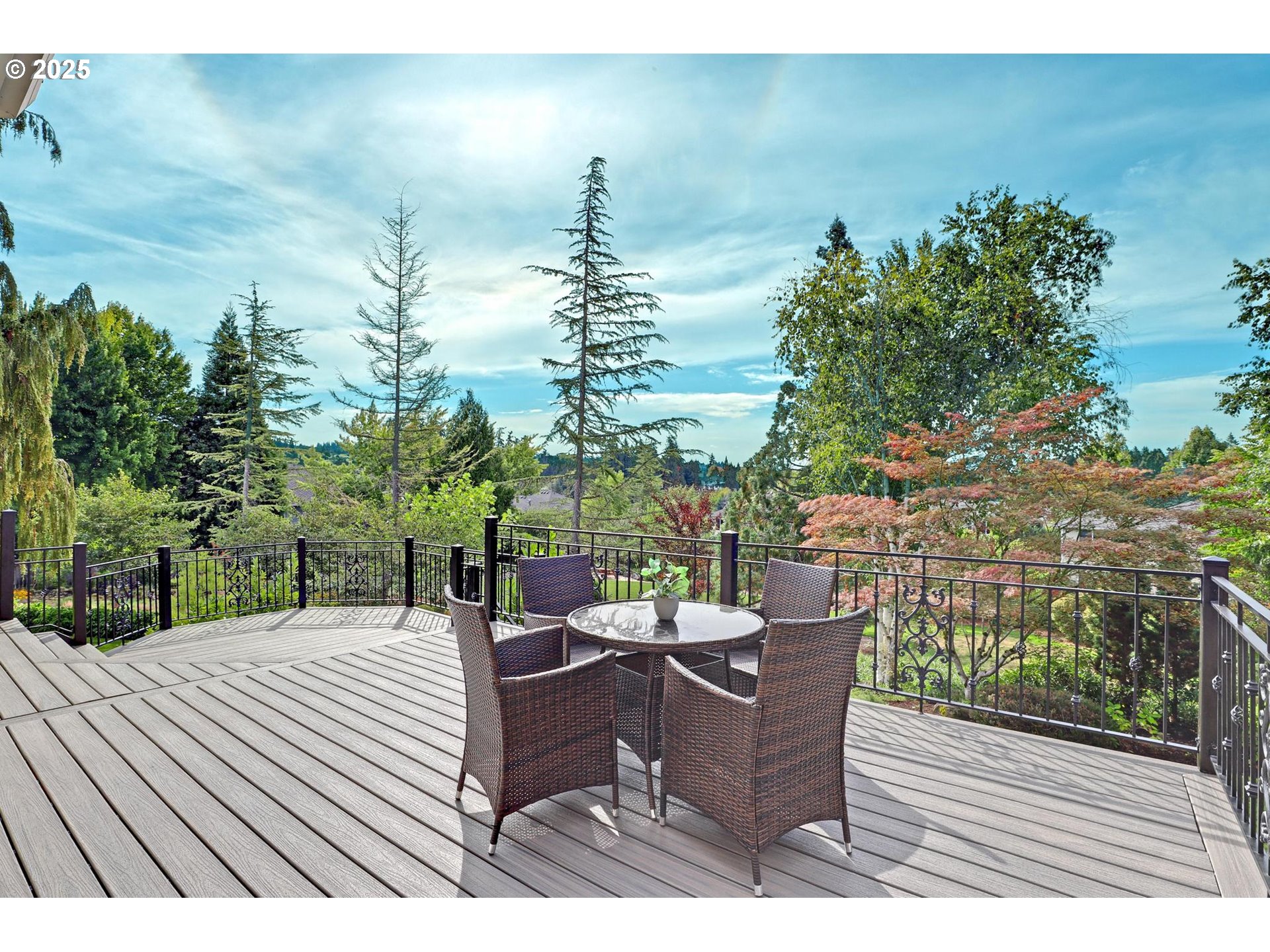 14006 NW LAKEVIEW DR