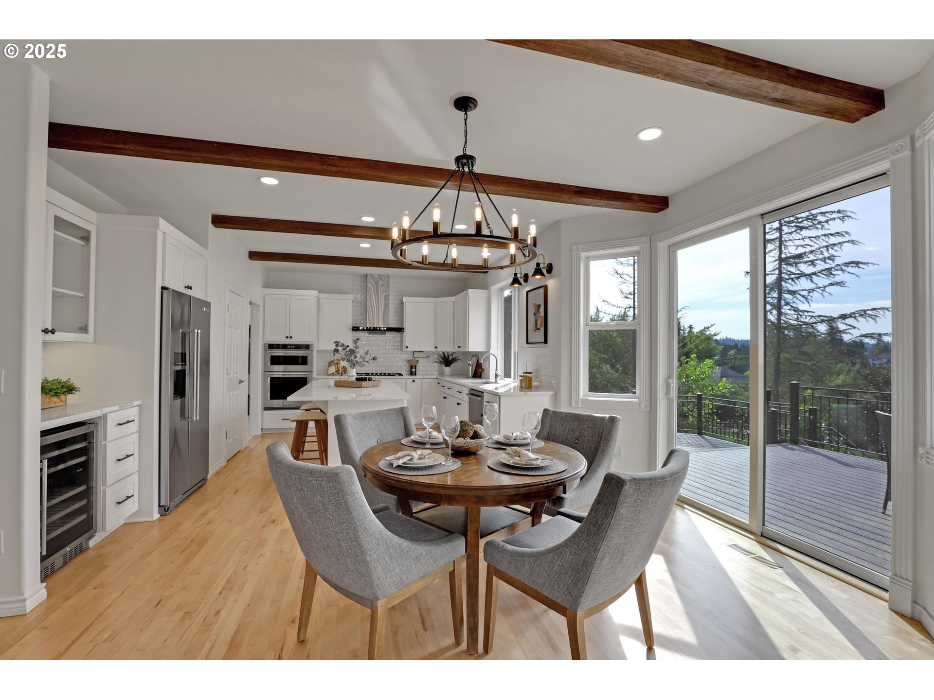 14006 NW LAKEVIEW DR