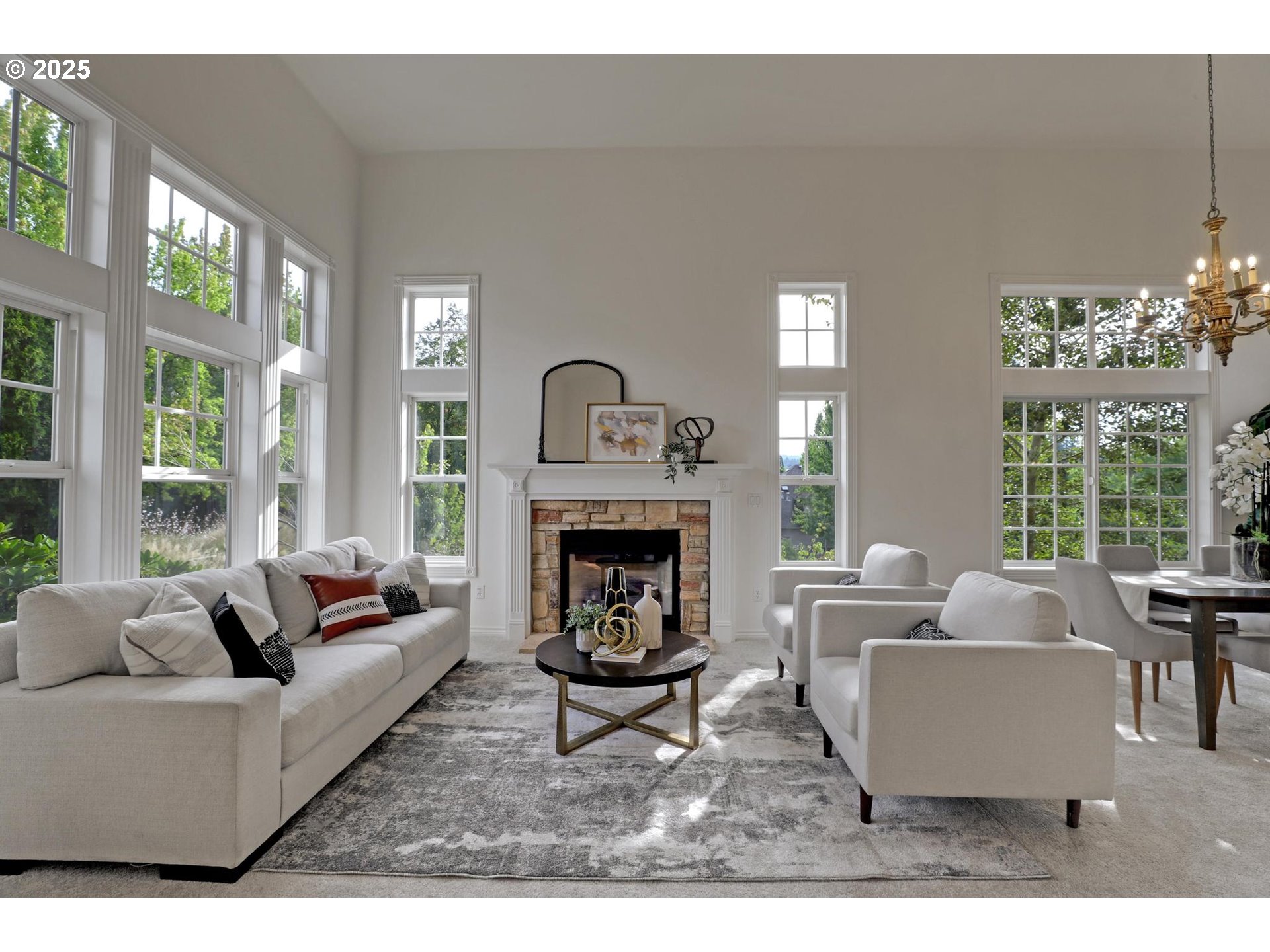 14006 NW LAKEVIEW DR