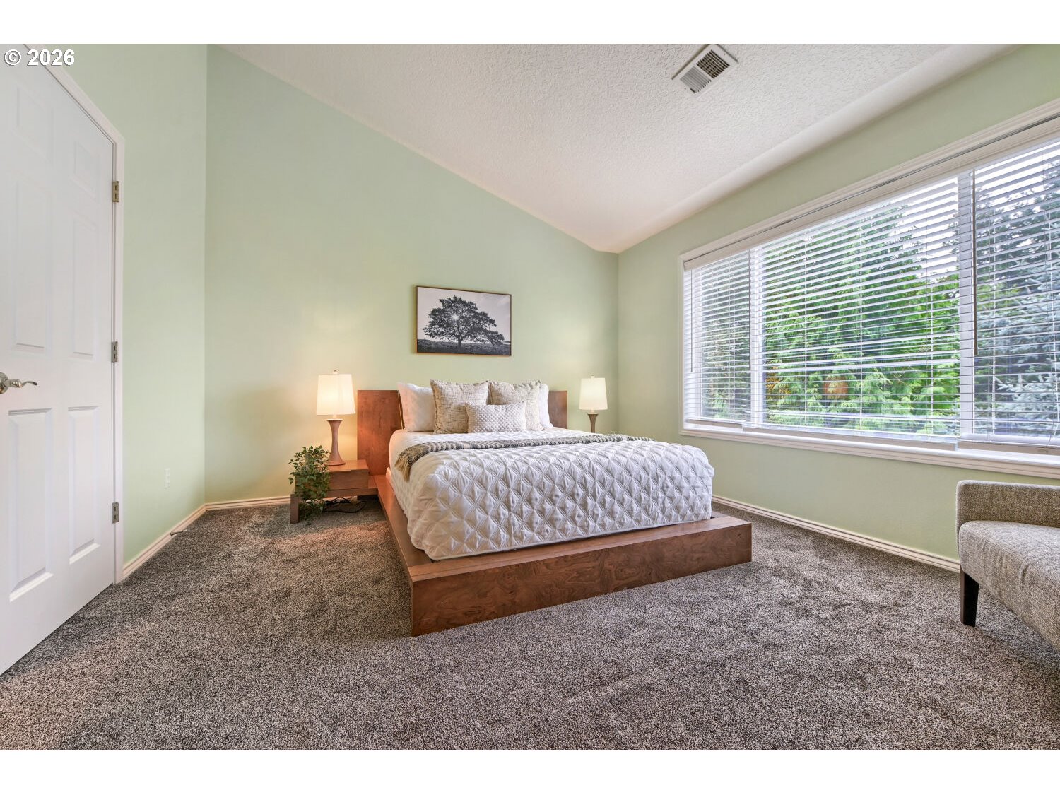 2850 WHITE SALMON CT