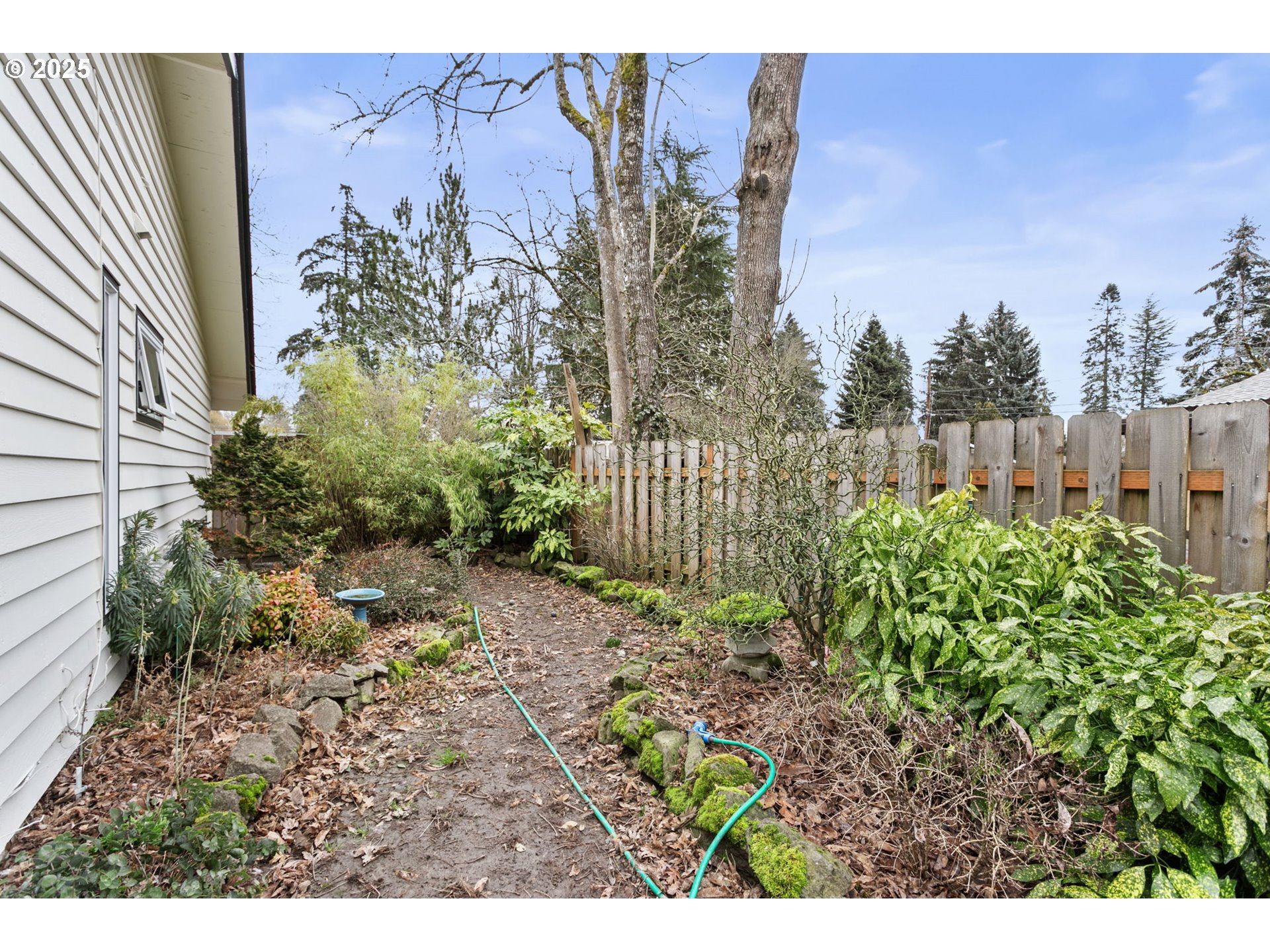 135 SW DEVONWOOD AVE