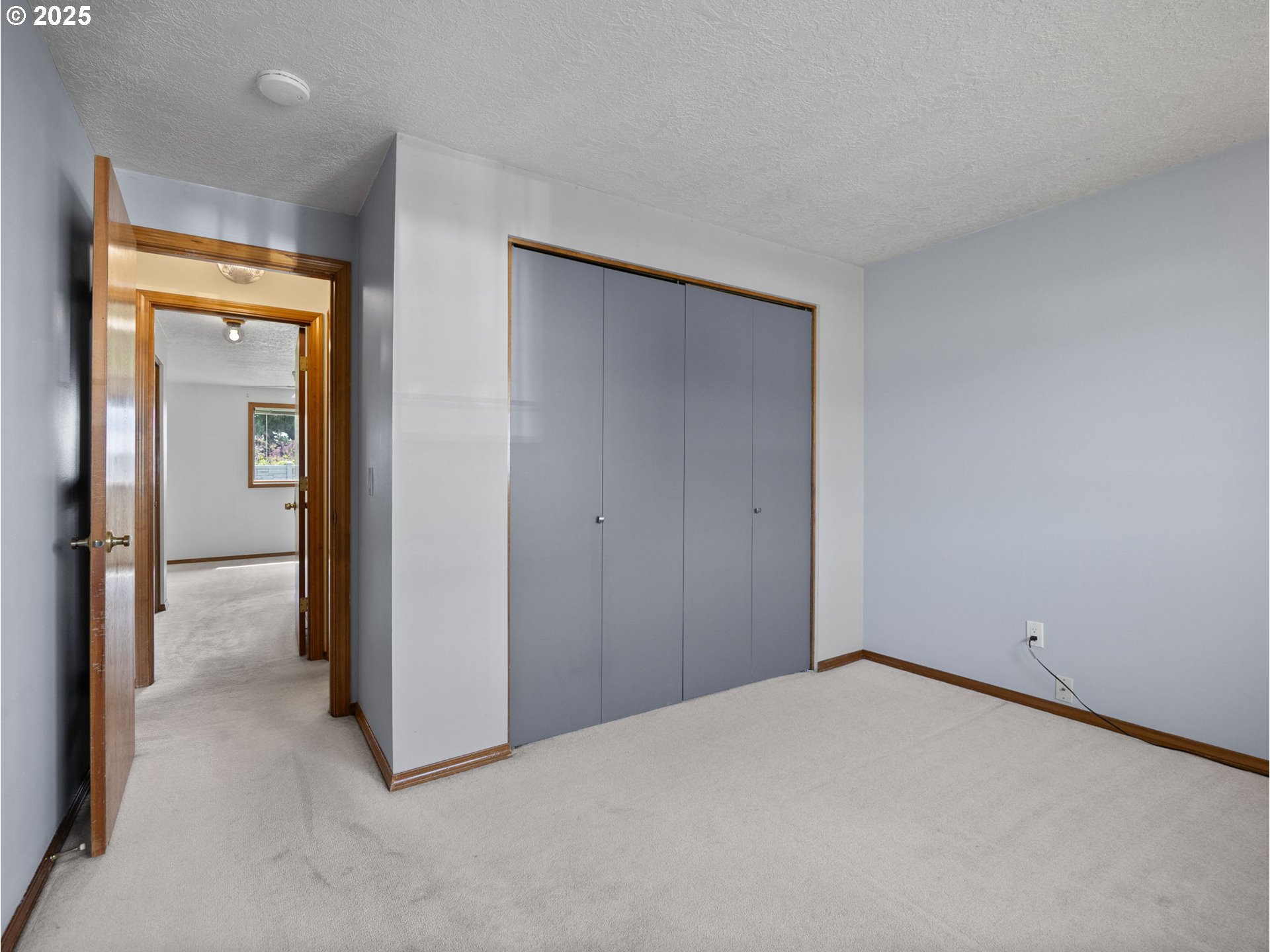 462 NE 24TH ST