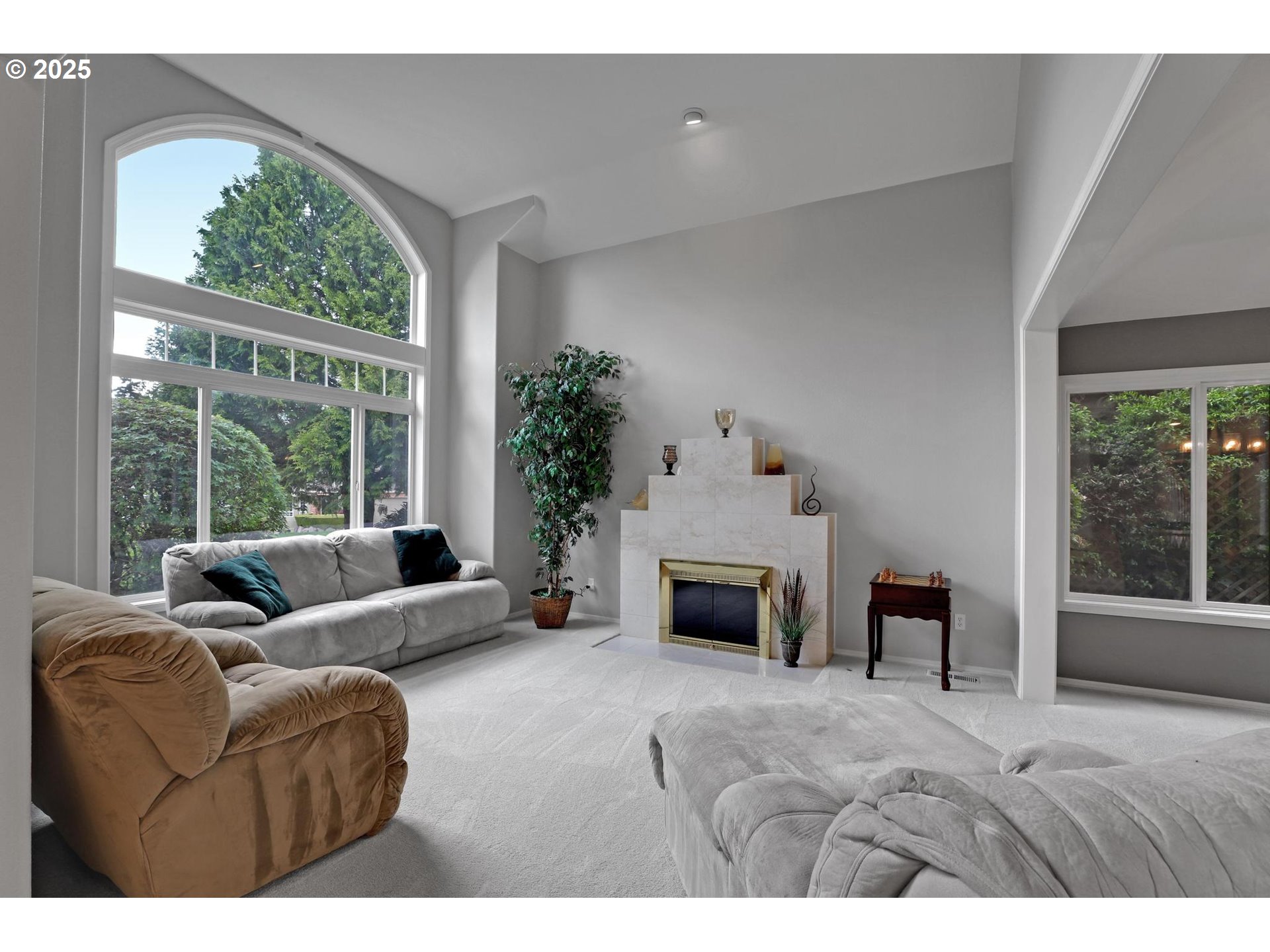 11110 NW MONTREUX LN