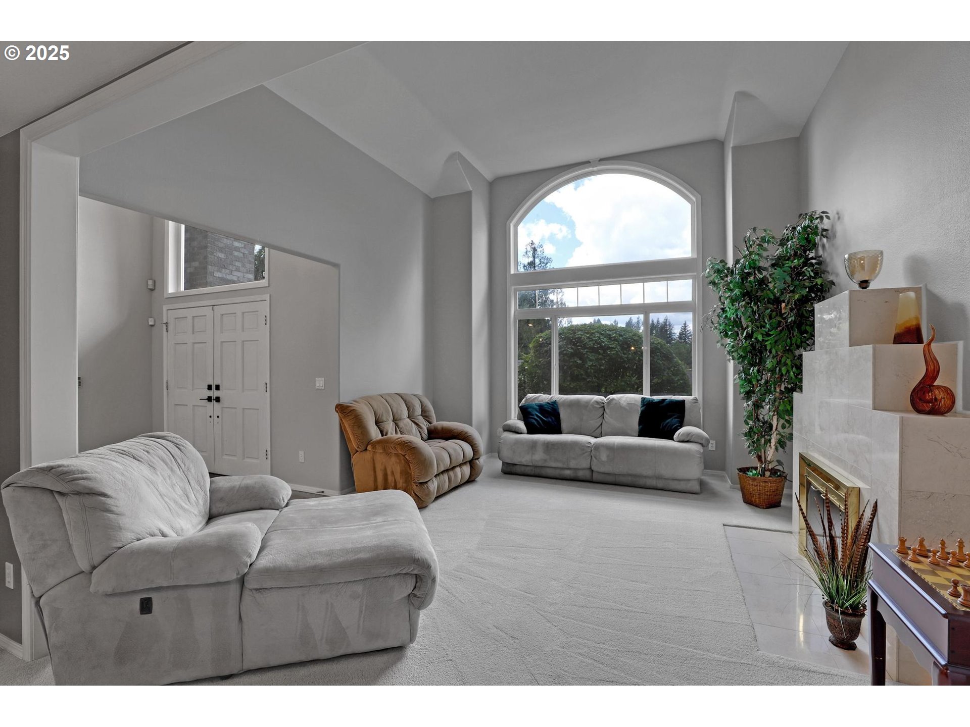 11110 NW MONTREUX LN