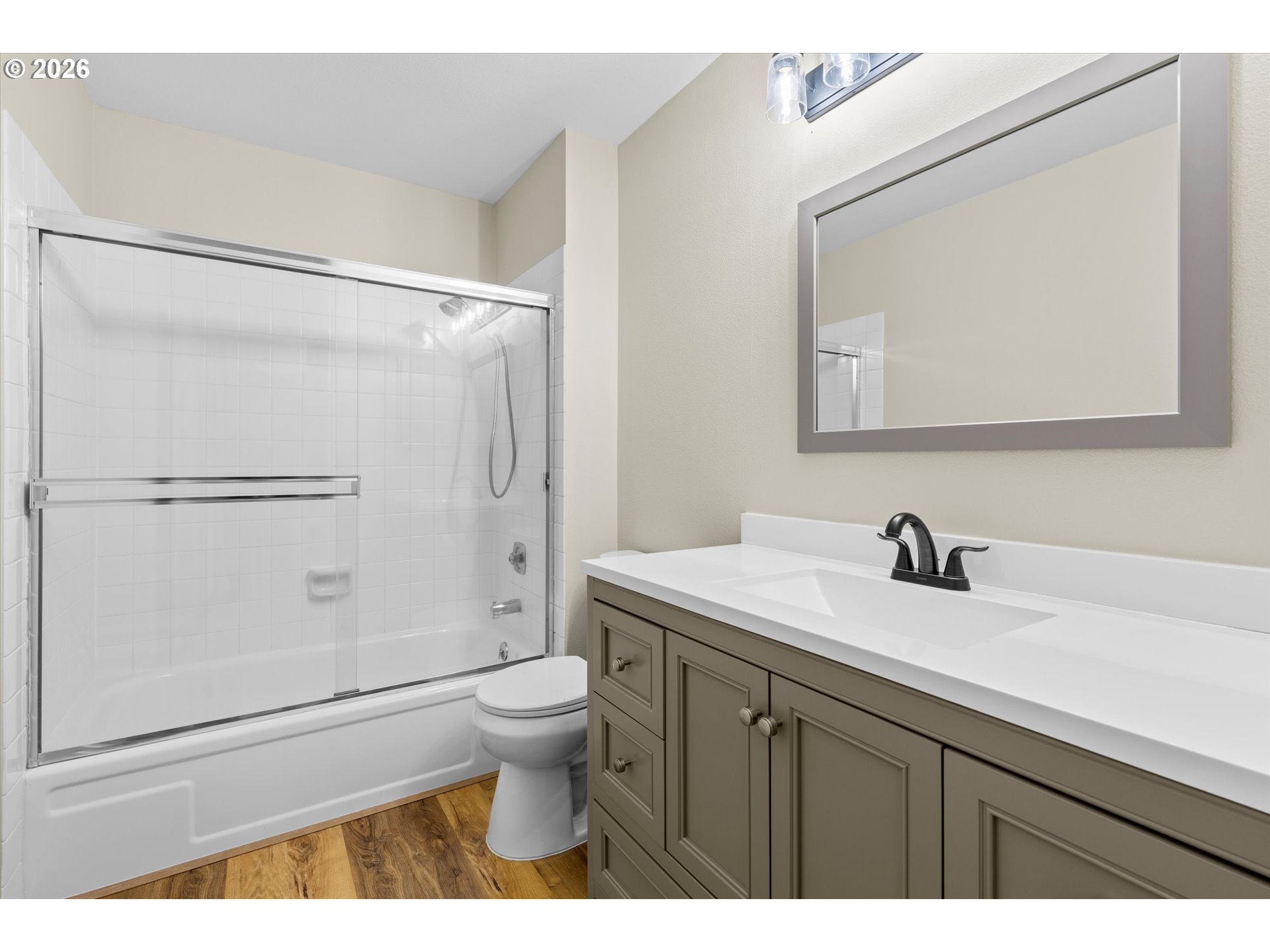 1865 NW ROLLING HILL DR