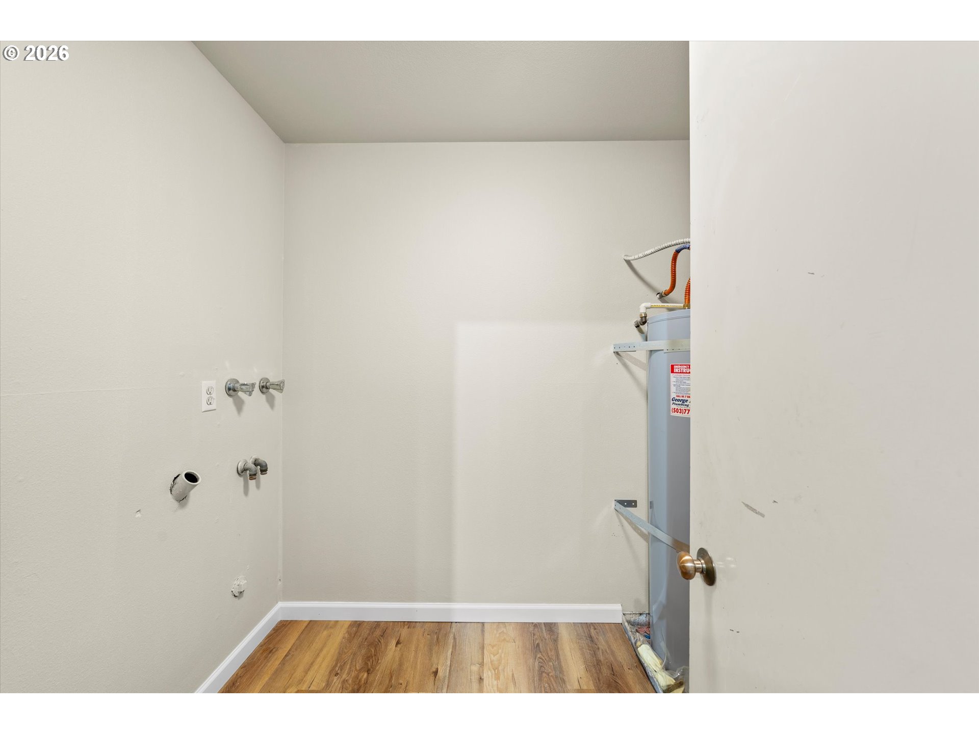 1865 NW ROLLING HILL DR