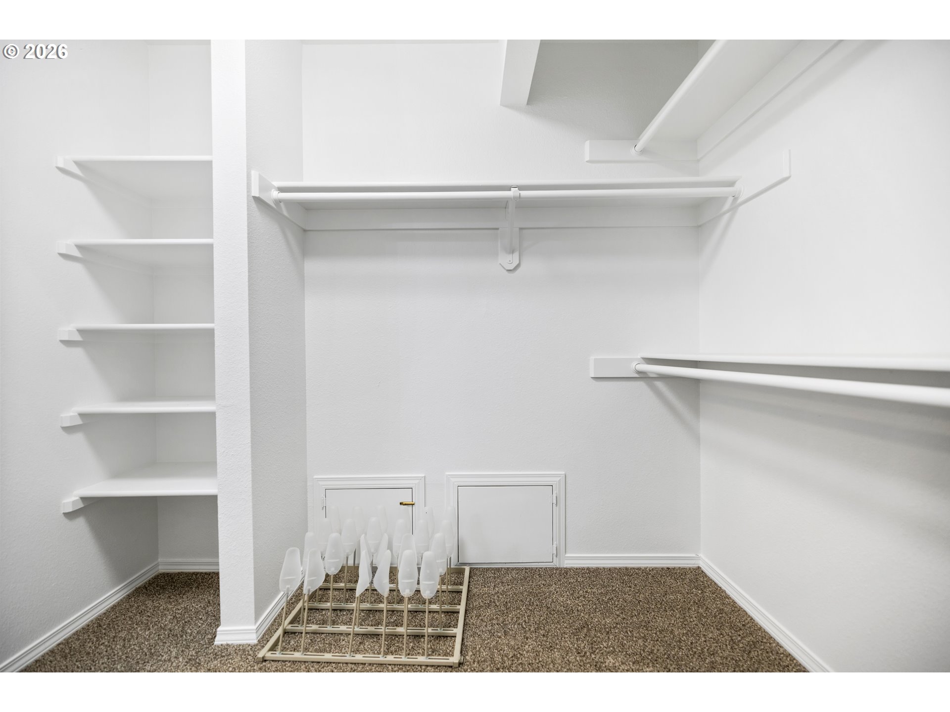 4937 SW HUMPHREY PARK RD