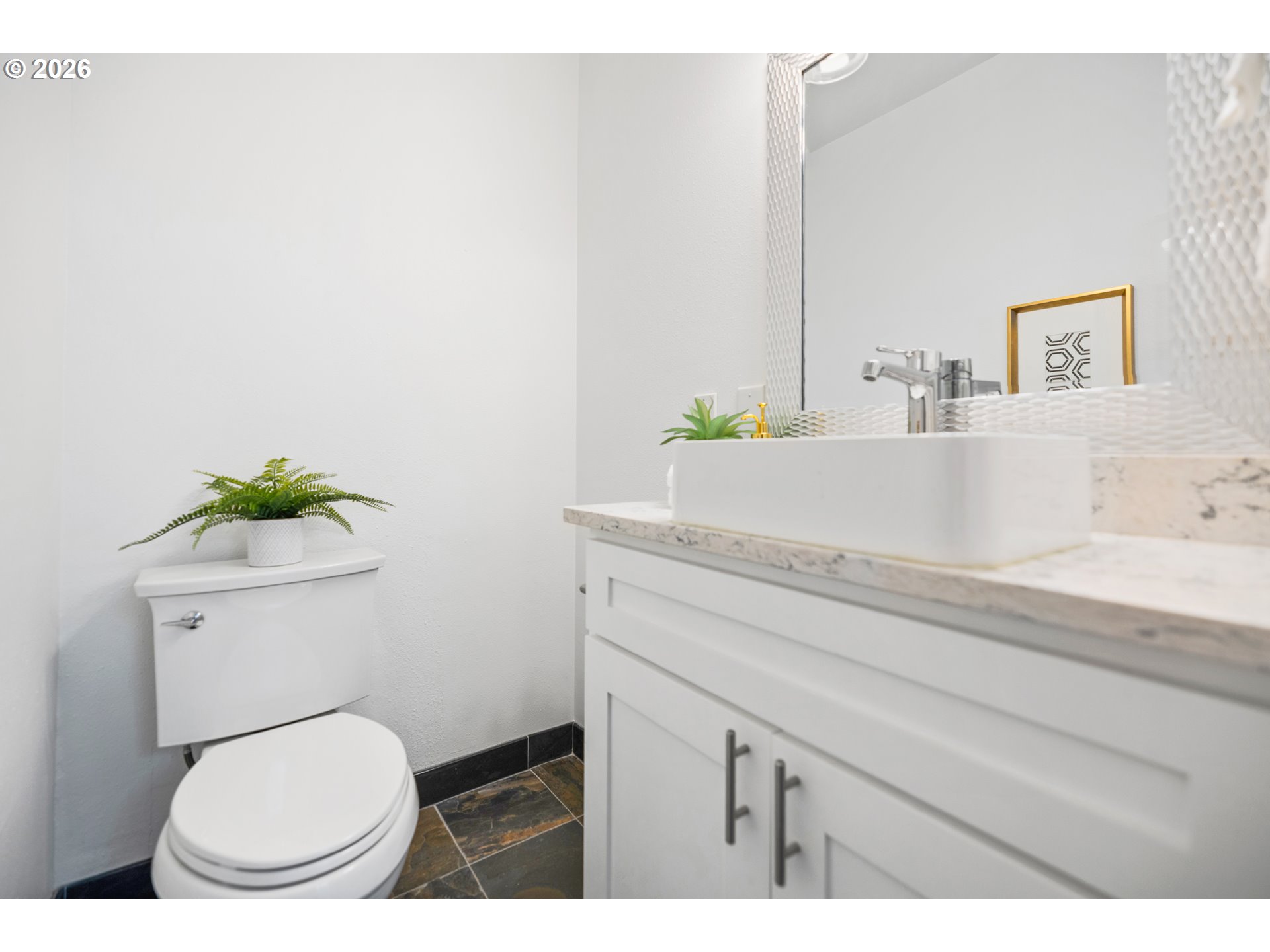 4937 SW HUMPHREY PARK RD