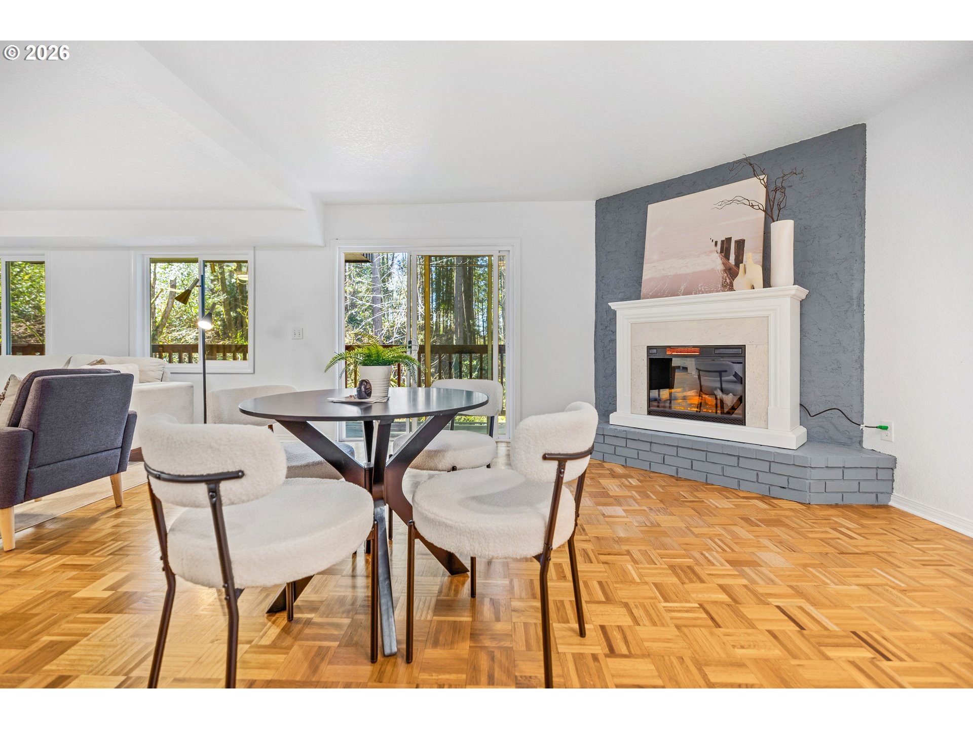 4937 SW HUMPHREY PARK RD