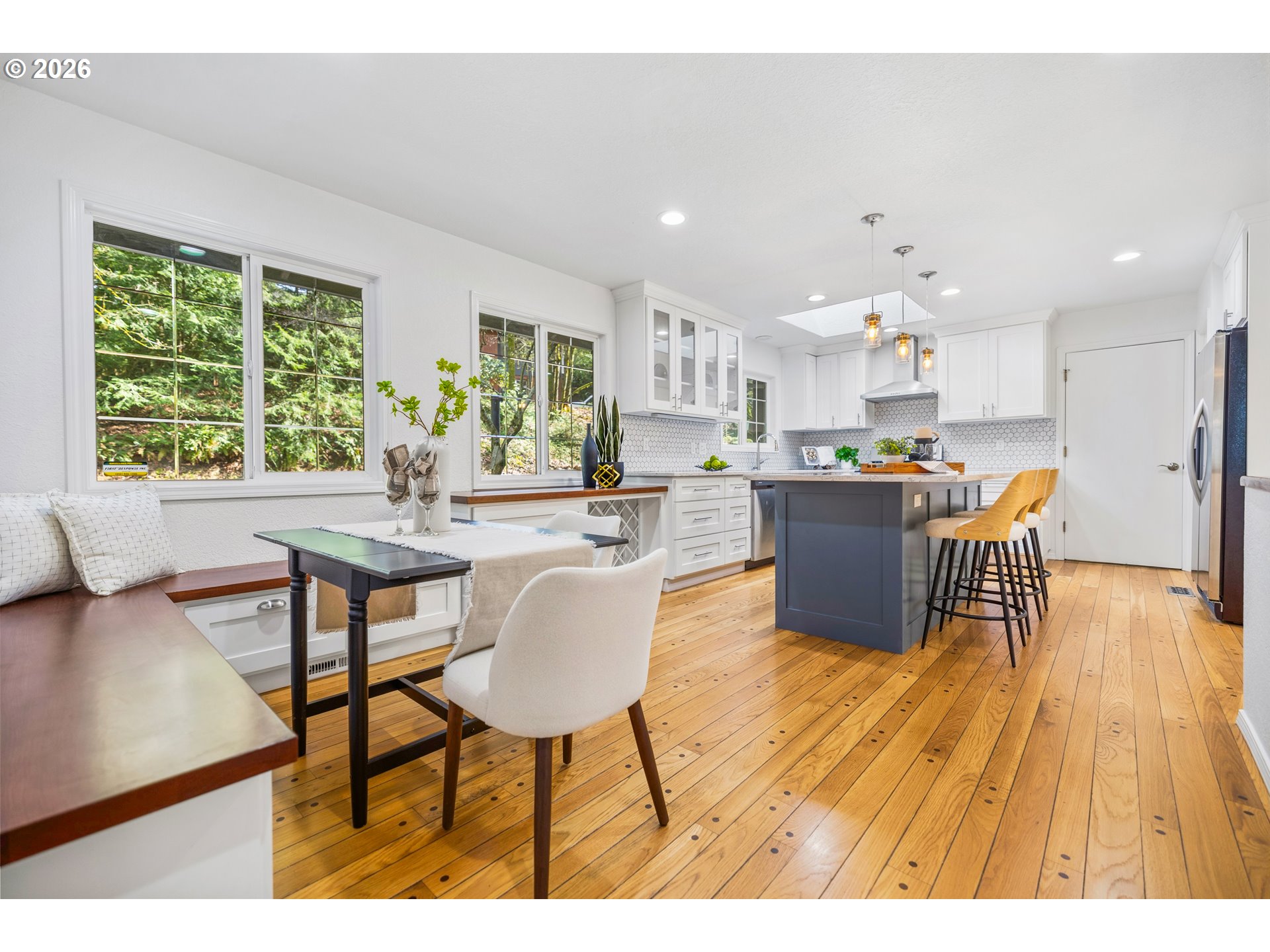 4937 SW HUMPHREY PARK RD