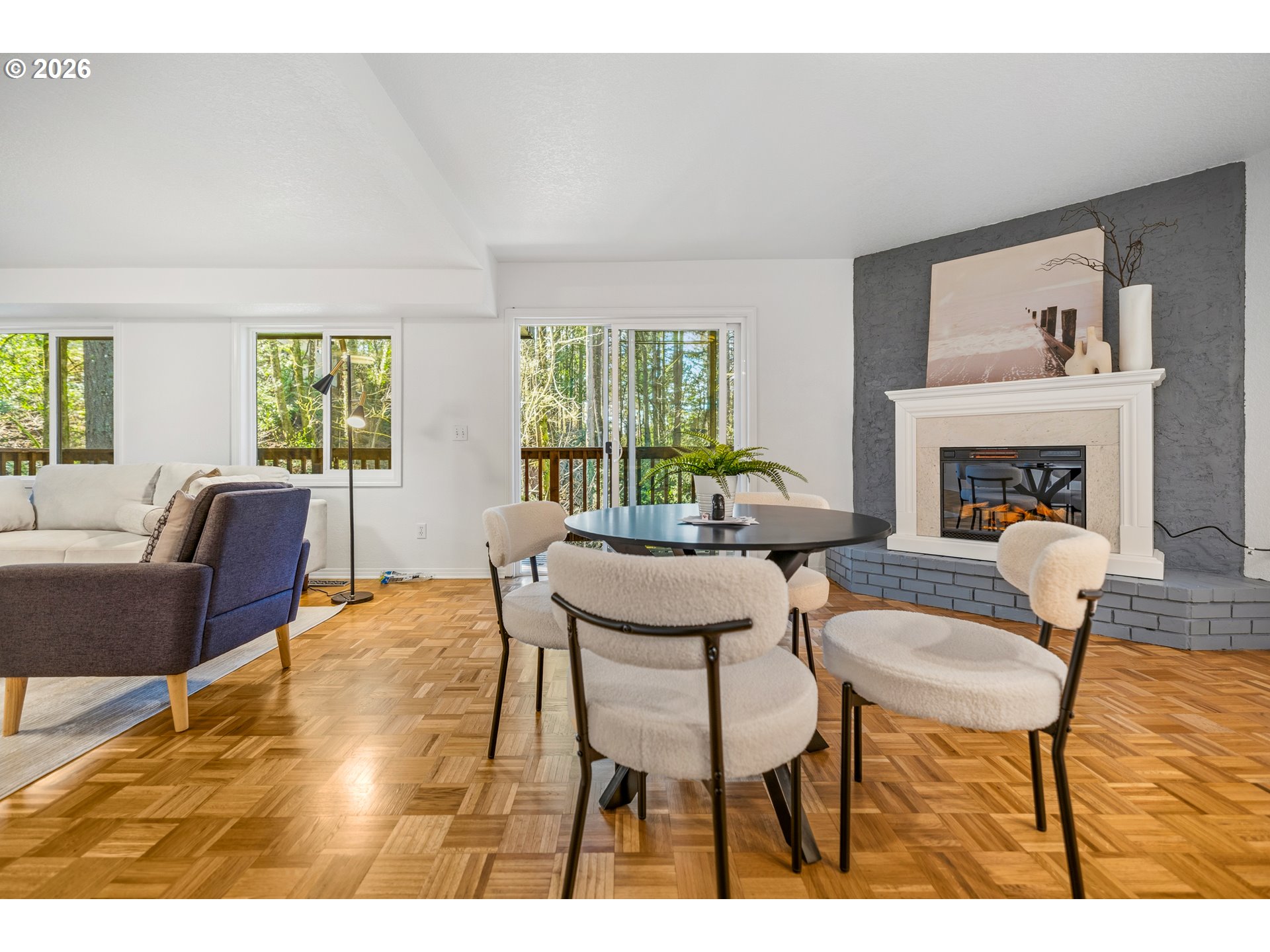 4937 SW HUMPHREY PARK RD