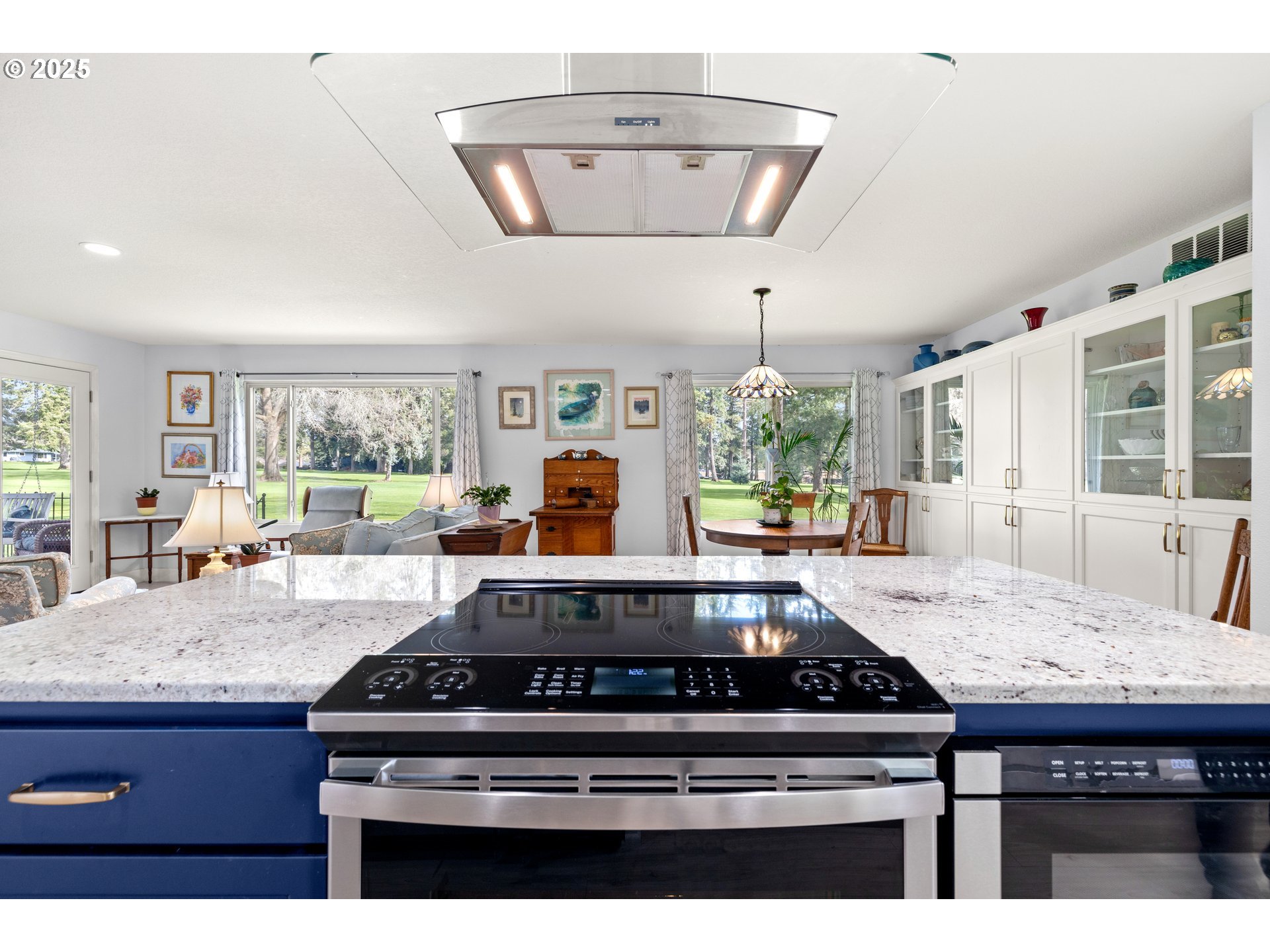 16420 SW KING CHARLES AVE