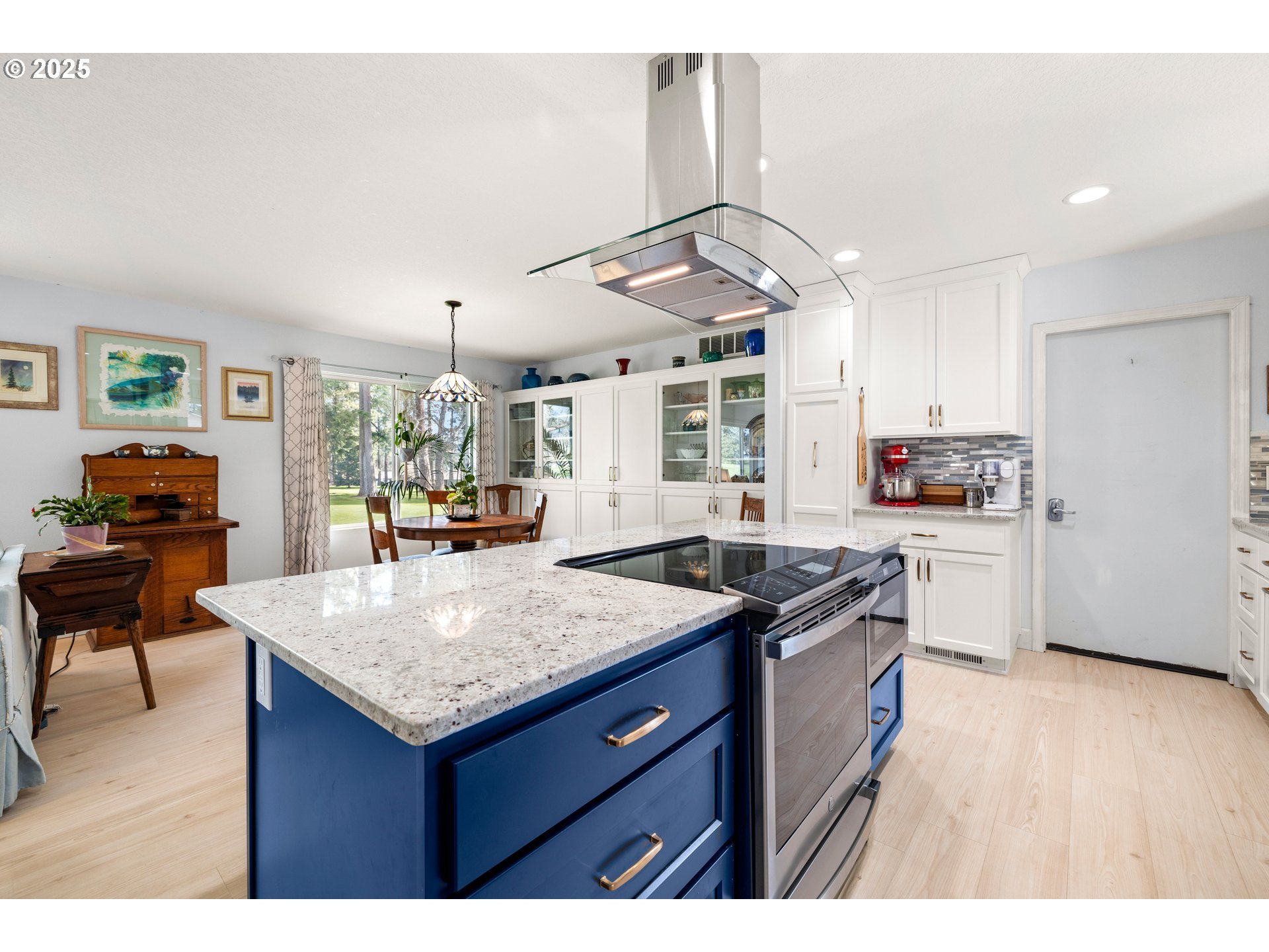 16420 SW KING CHARLES AVE