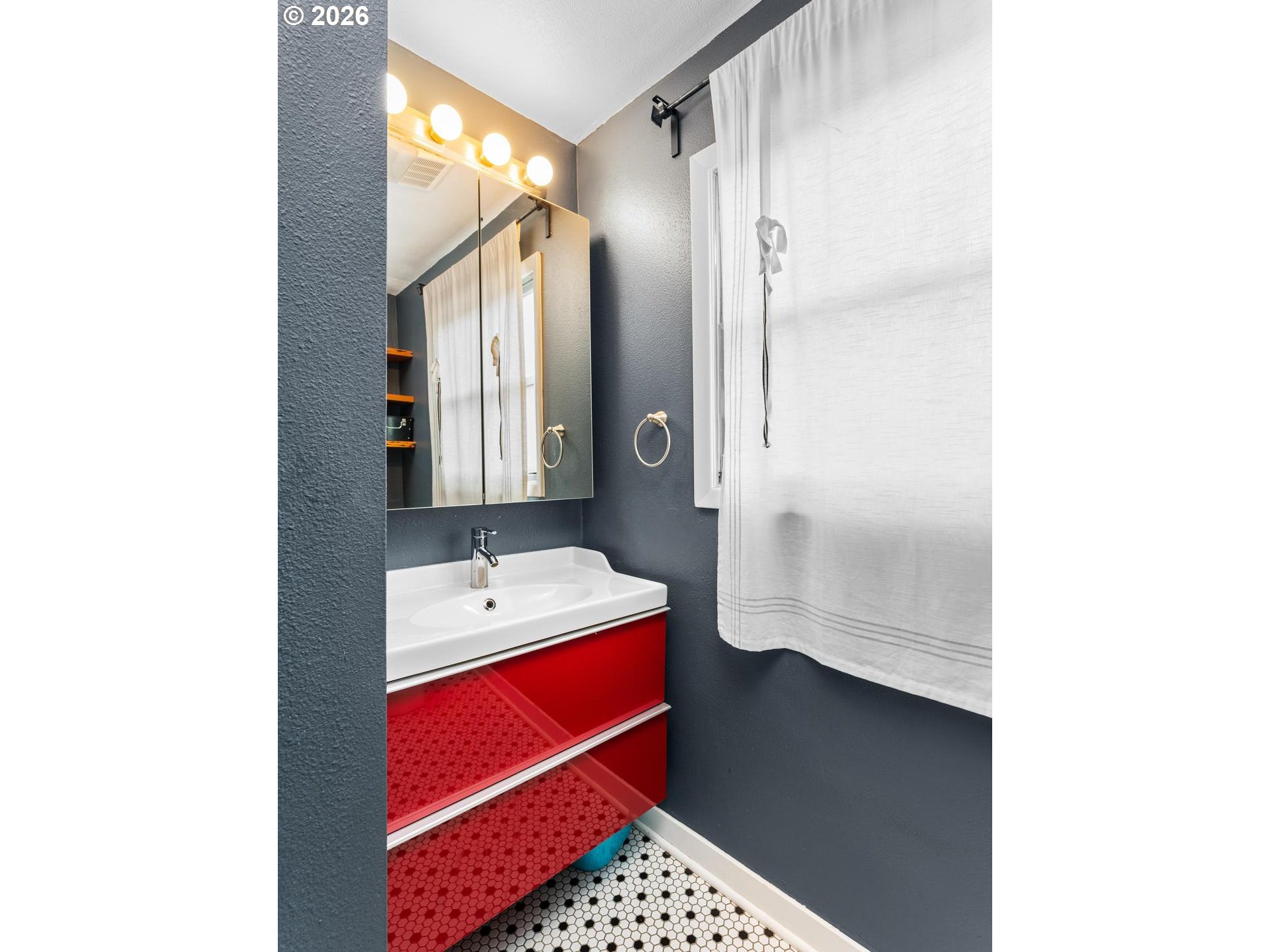 245 SE 108TH AVE