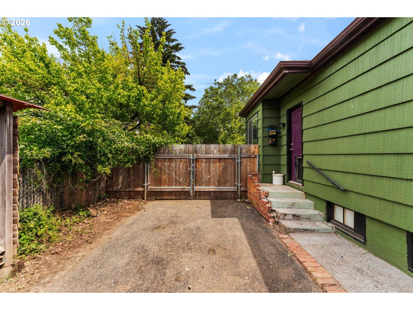 245 SE 108TH AVE