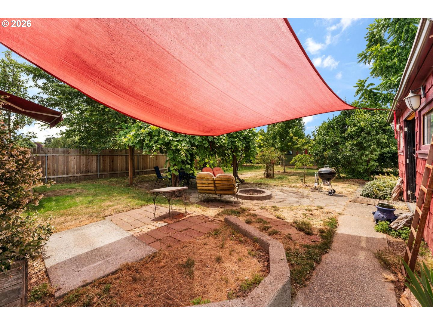 245 SE 108TH AVE