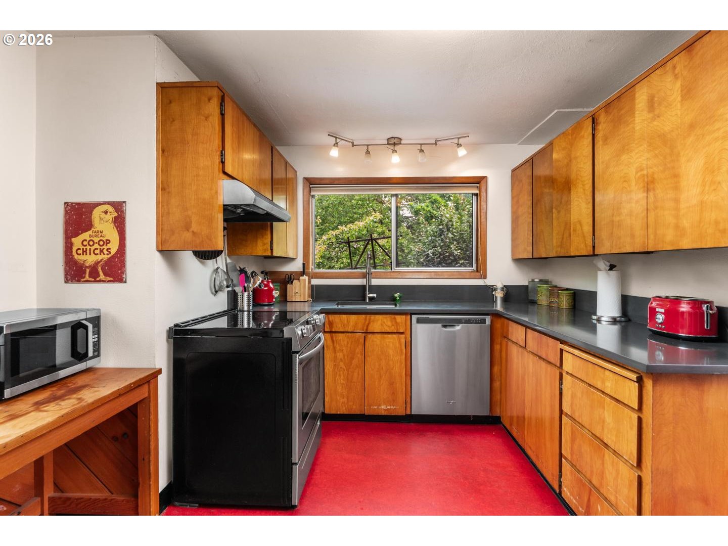 245 SE 108TH AVE