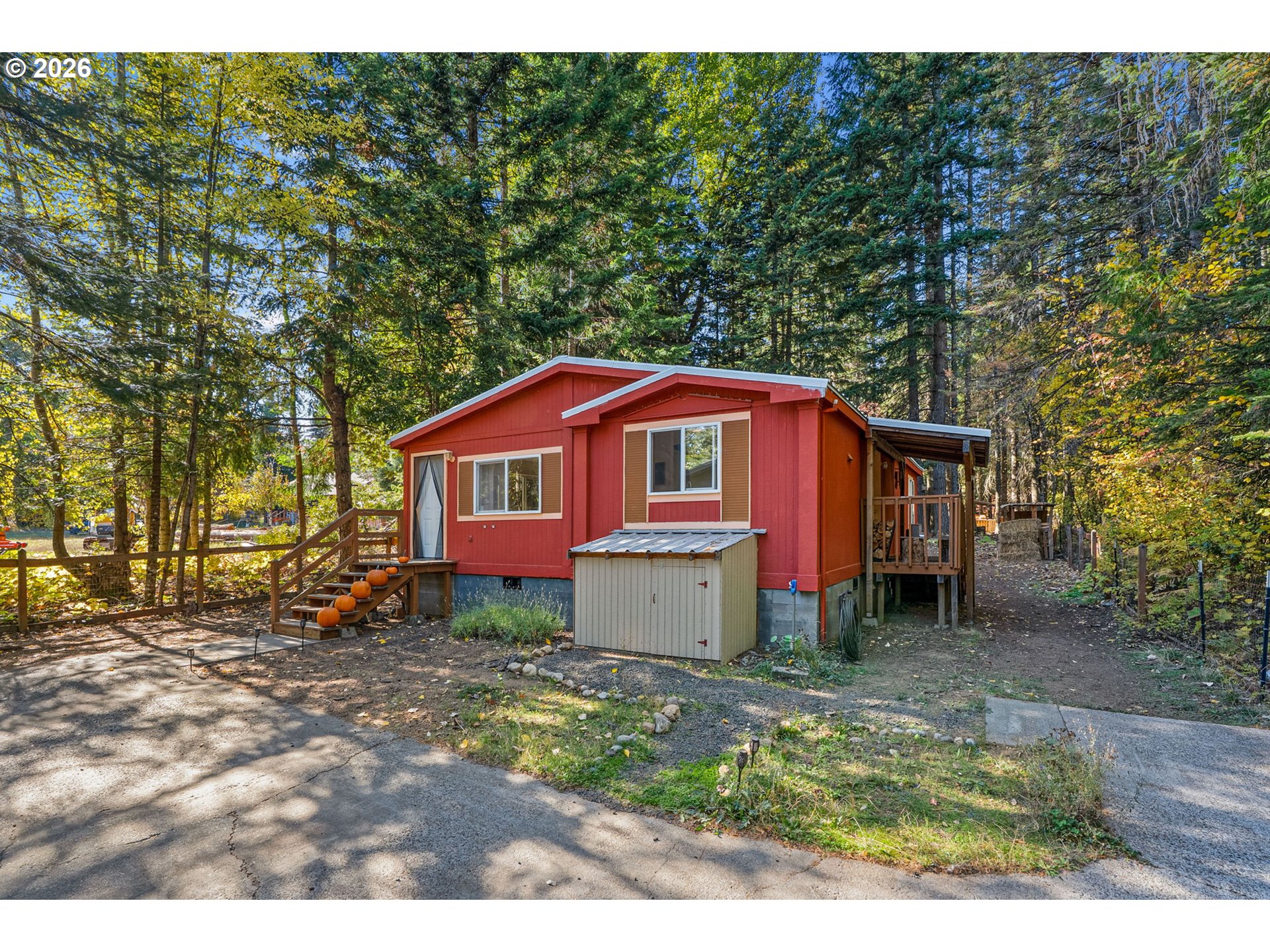 8520 CLEAR CREEK RD