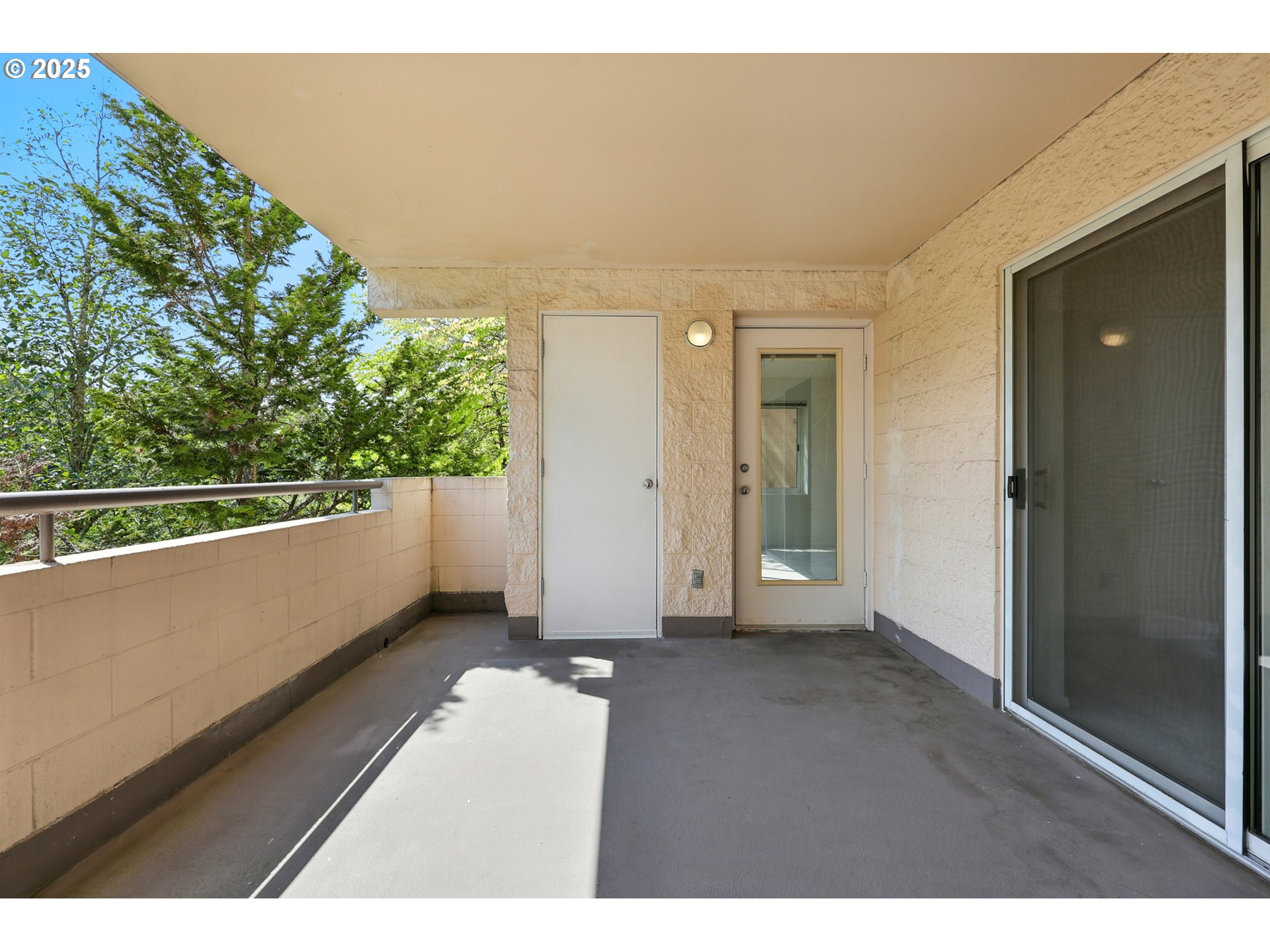 6685 W BURNSIDE ST 324