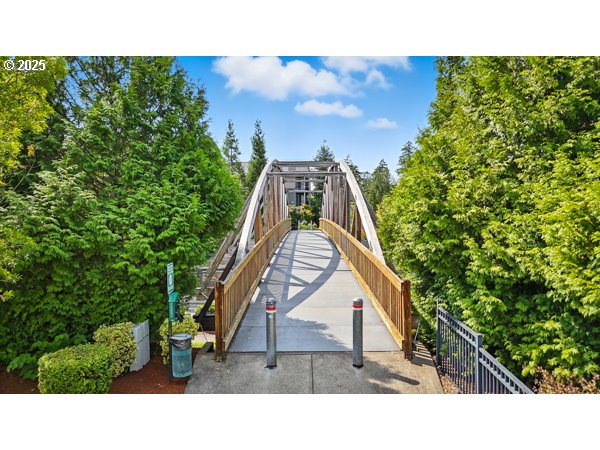 700 NW 118TH AVE 103