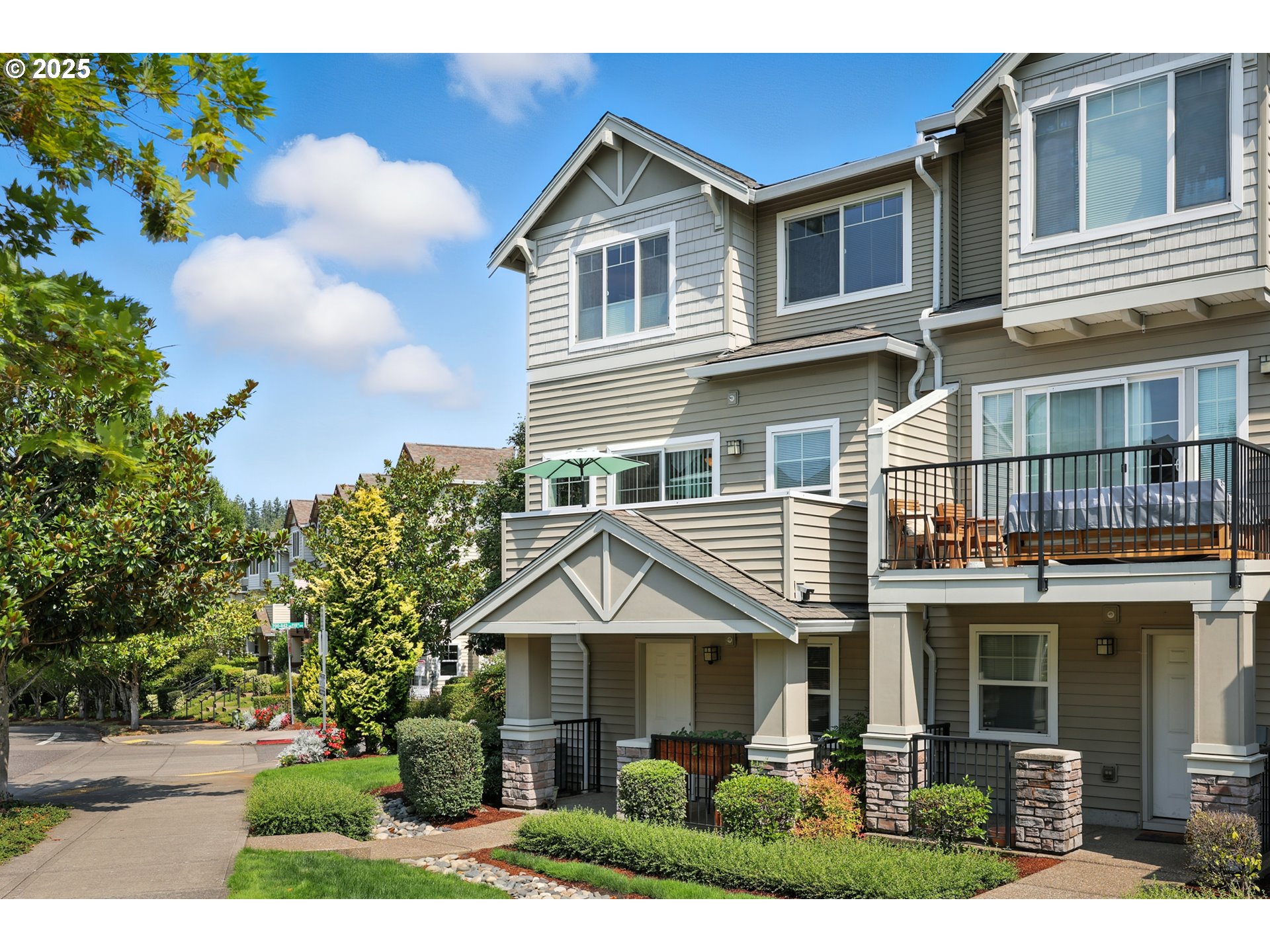 700 NW 118TH AVE 103