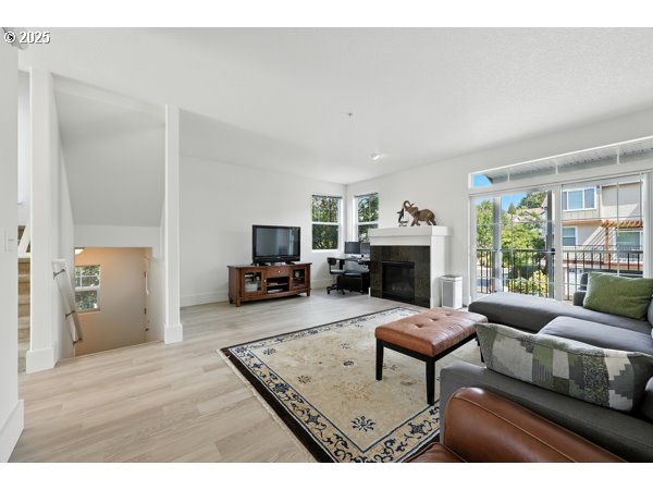 700 NW 118TH AVE 103