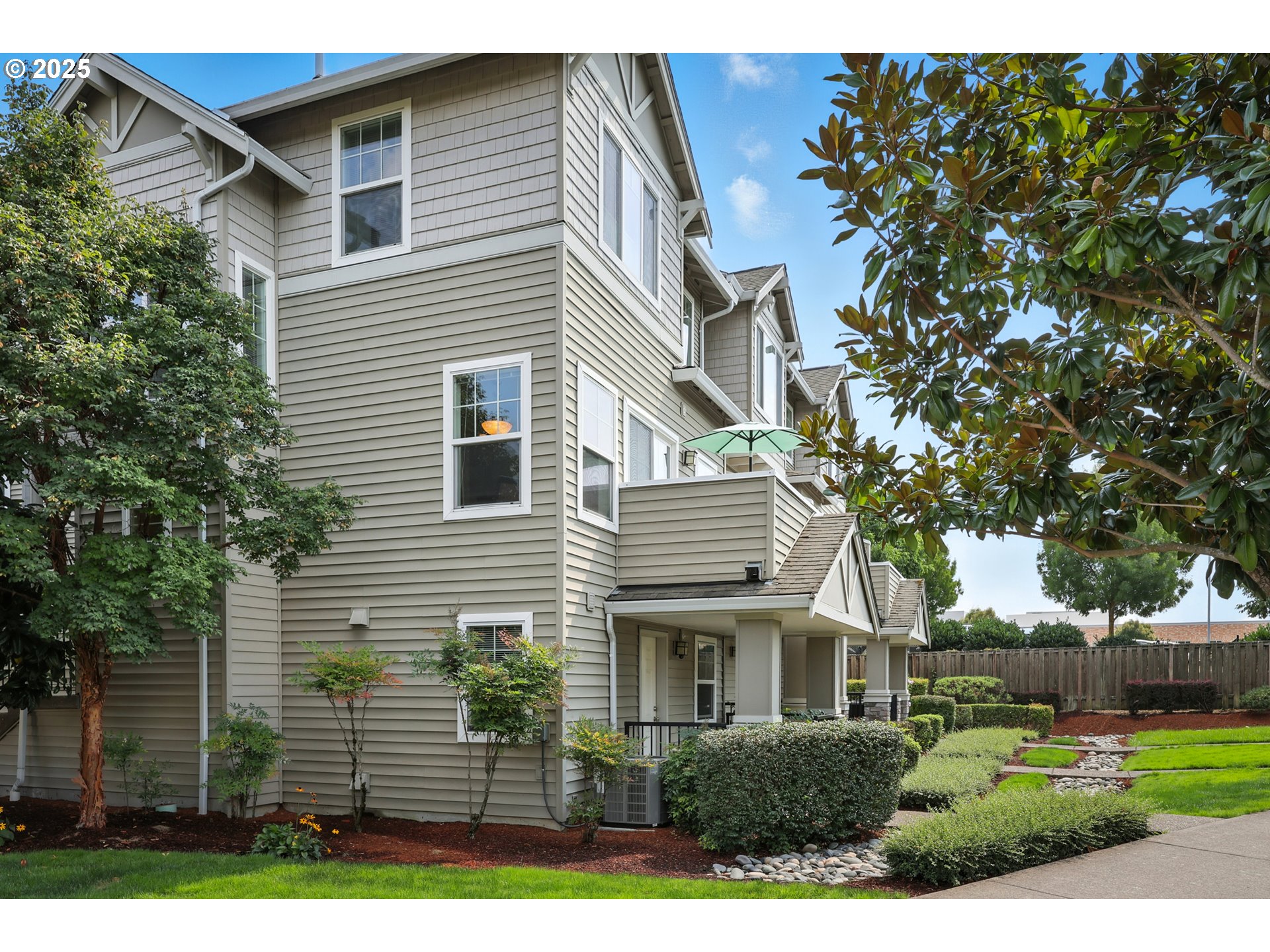 700 NW 118TH AVE 103