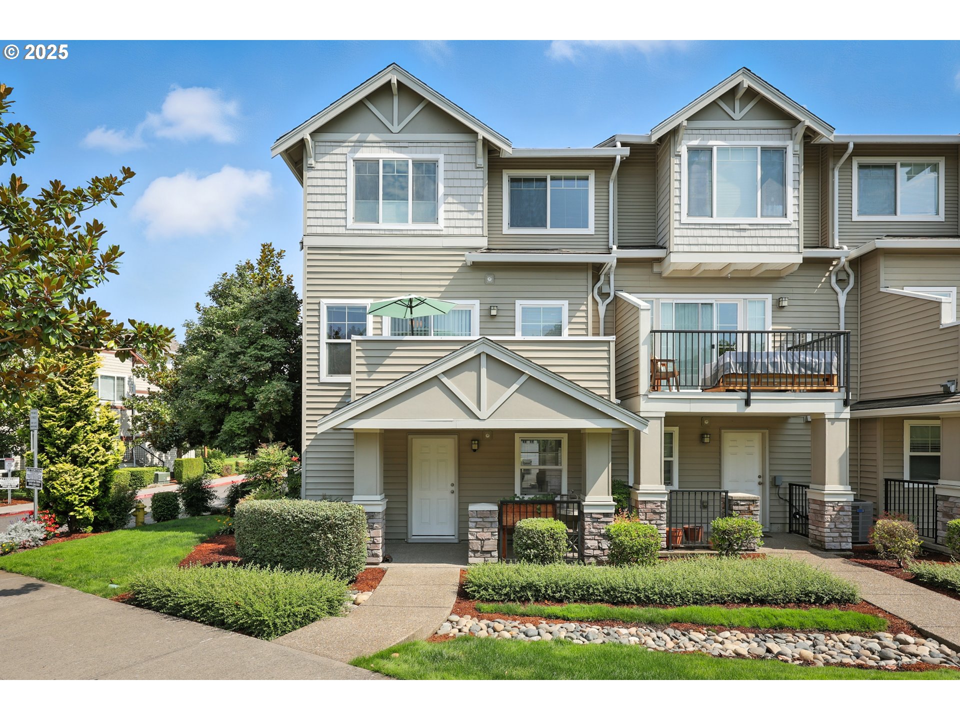 700 NW 118TH AVE 103