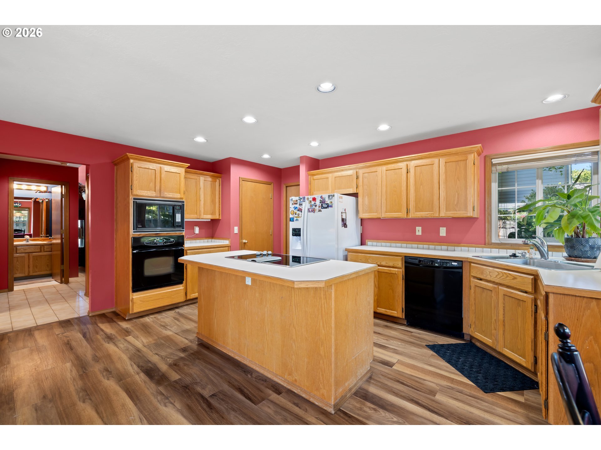 17504 NW COUNTRY DR